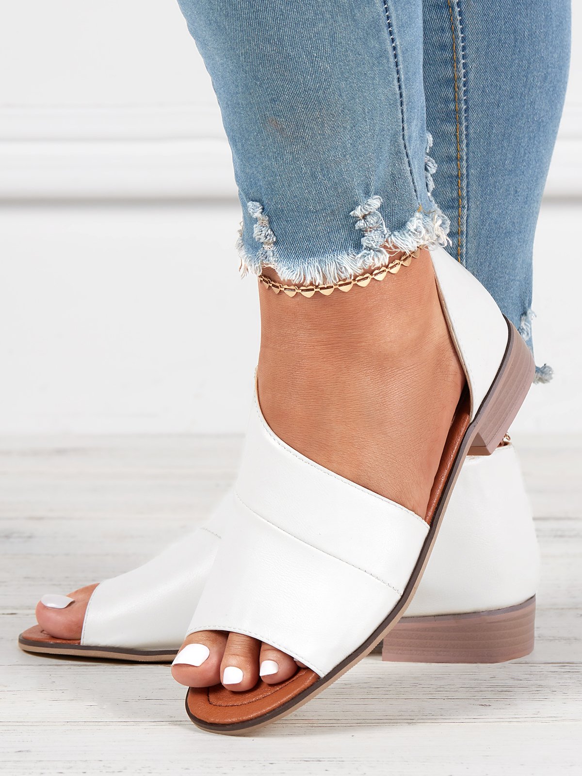 Peep Toe Side-cut Style Stacked Heel Flats
