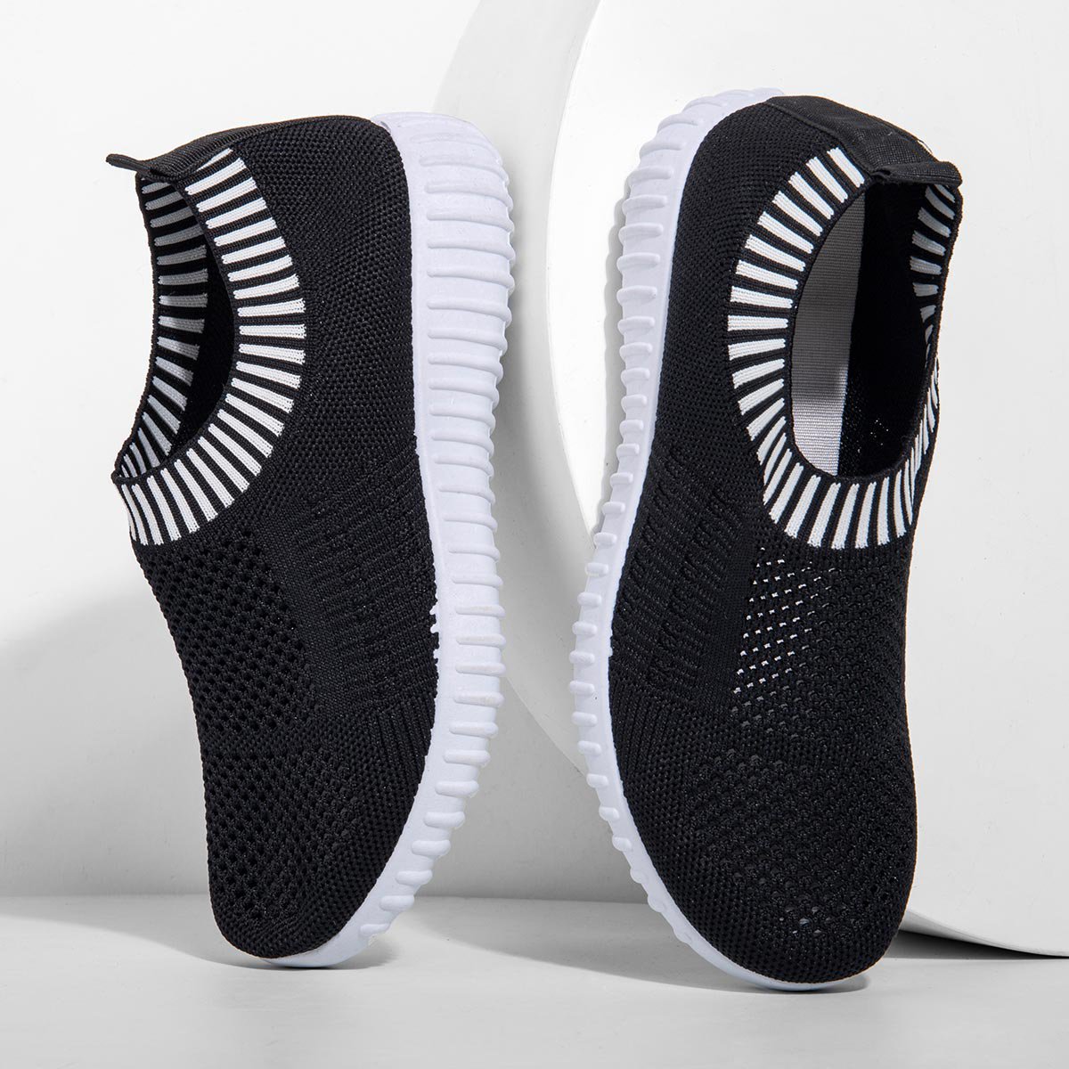 All Season Elastic Athletic Slip-On Sneakers Plus Sizes