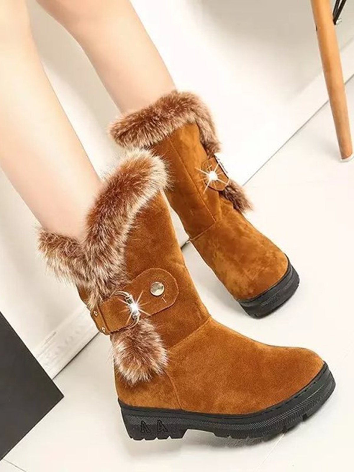 Simple Metal Wool Stitching And Velvet Warm Snow Snow Boots