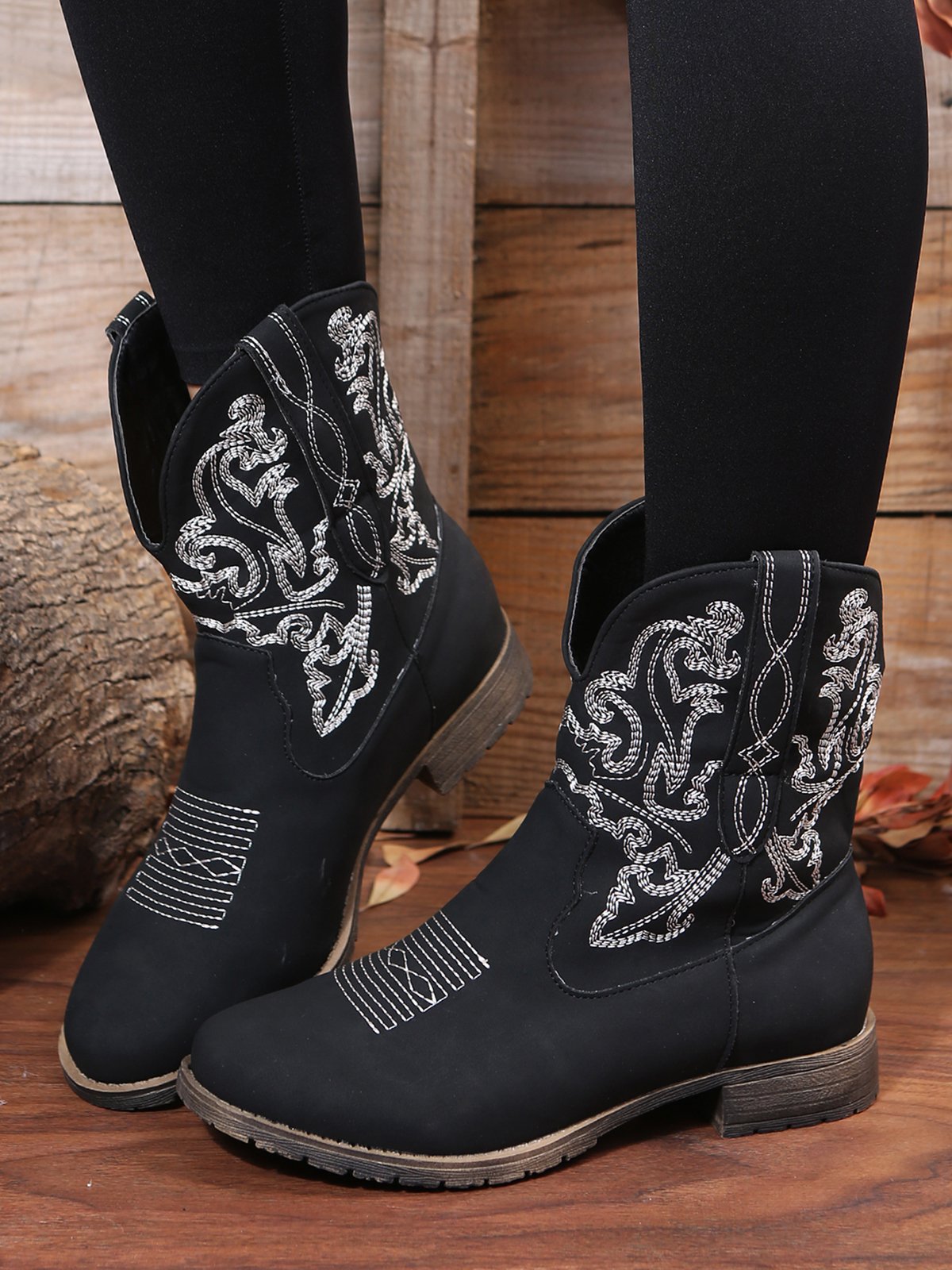 Retro Ethnic Embroidered Cowboy Cowboy Boot