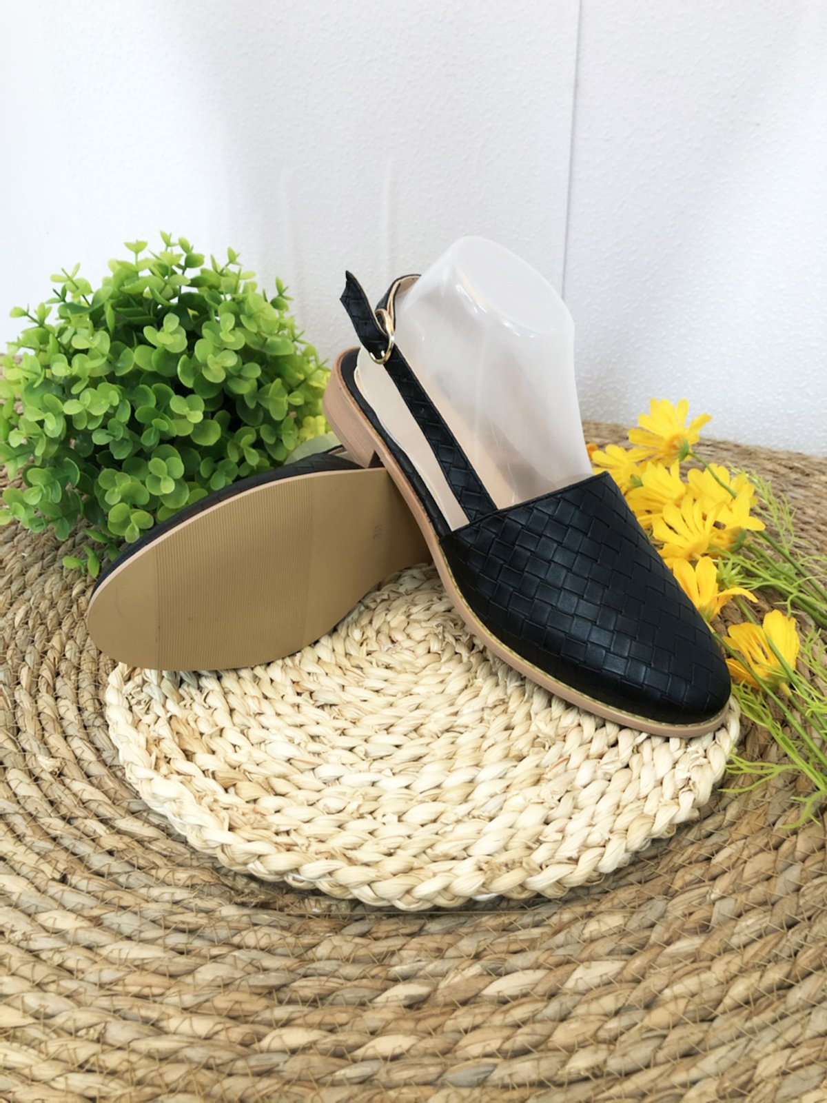 Leather Flats/loafers