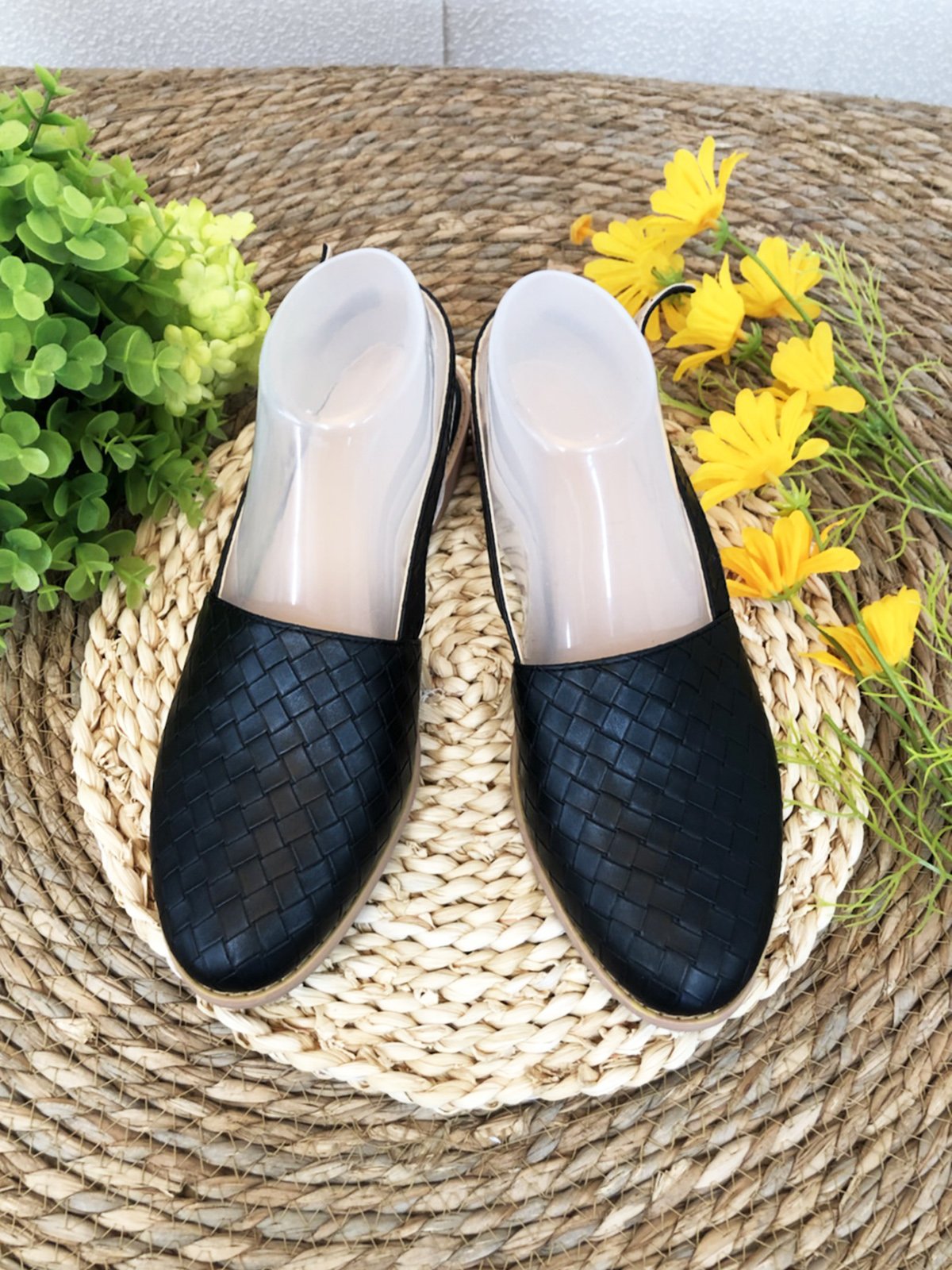 Leather Flats/loafers