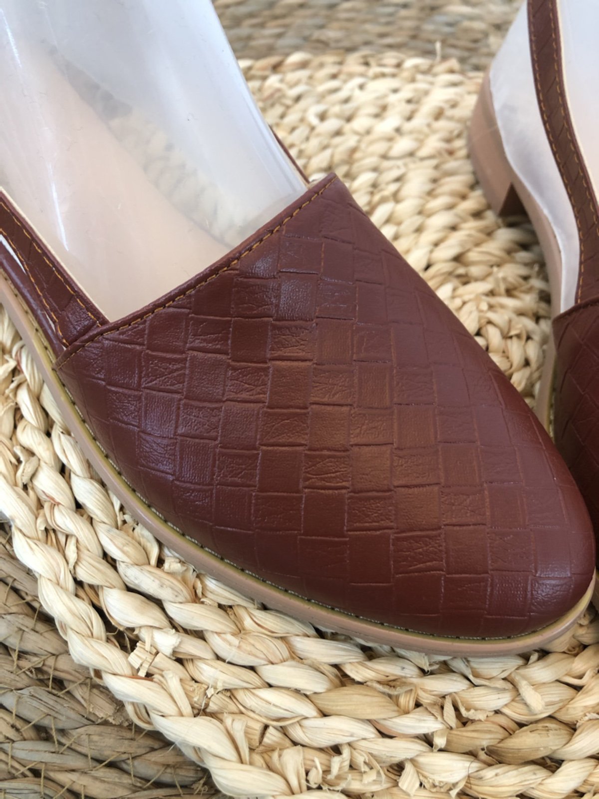 Leather Flats/loafers