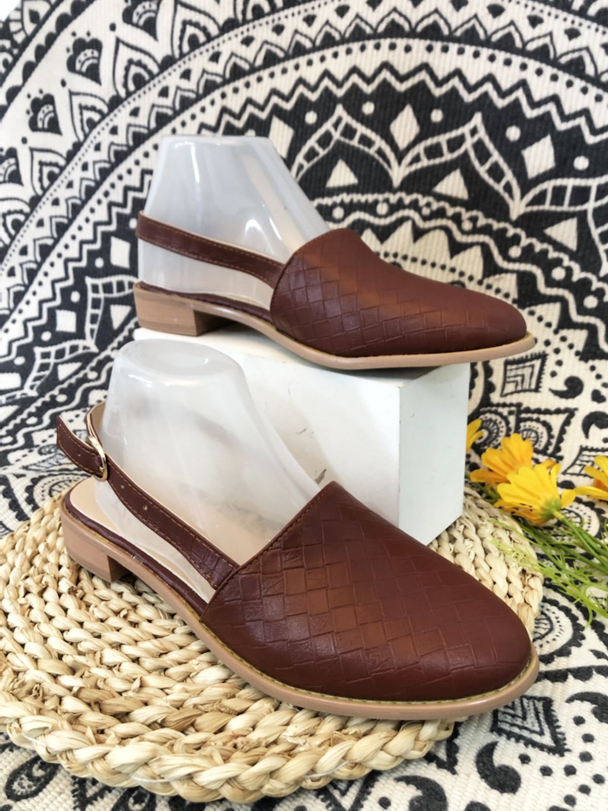 Leather Flats/loafers
