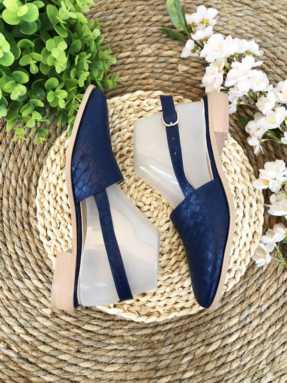 Leather Flats/loafers