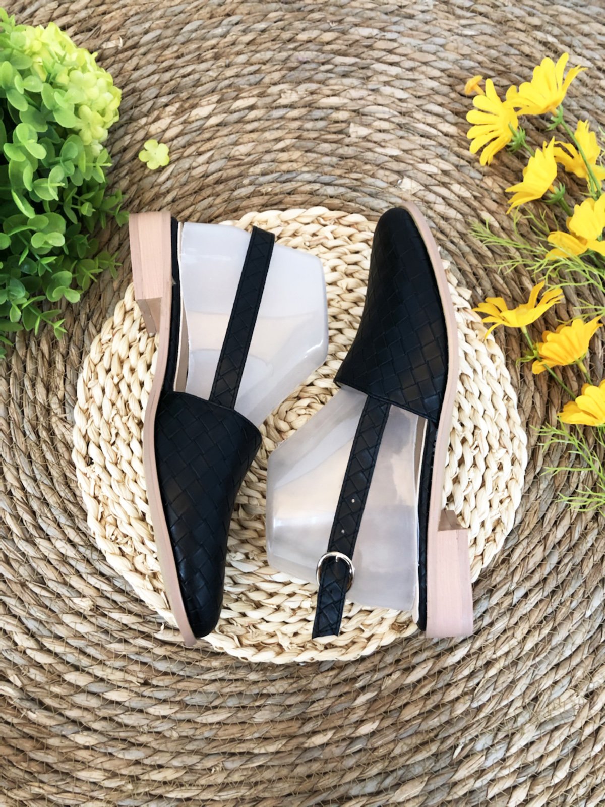 Leather Flats/loafers
