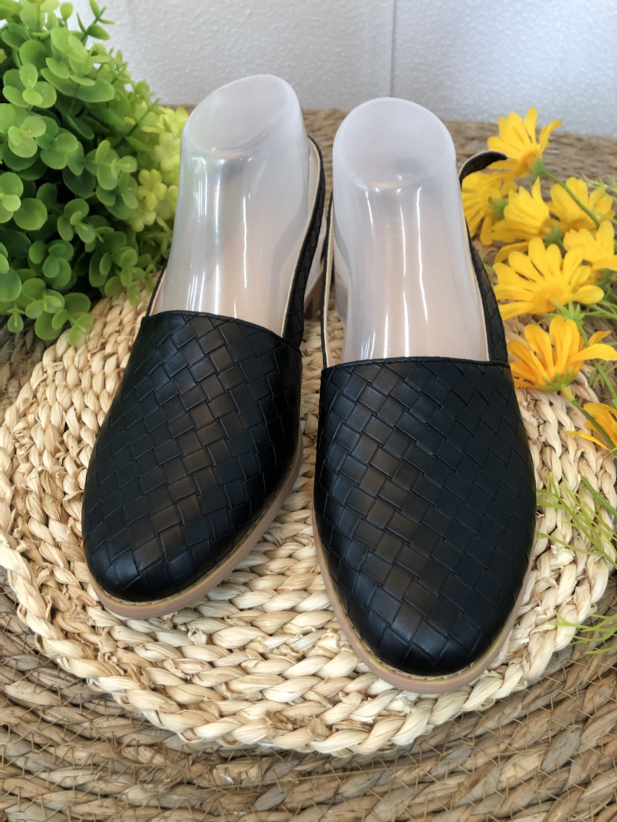Leather Flats/loafers