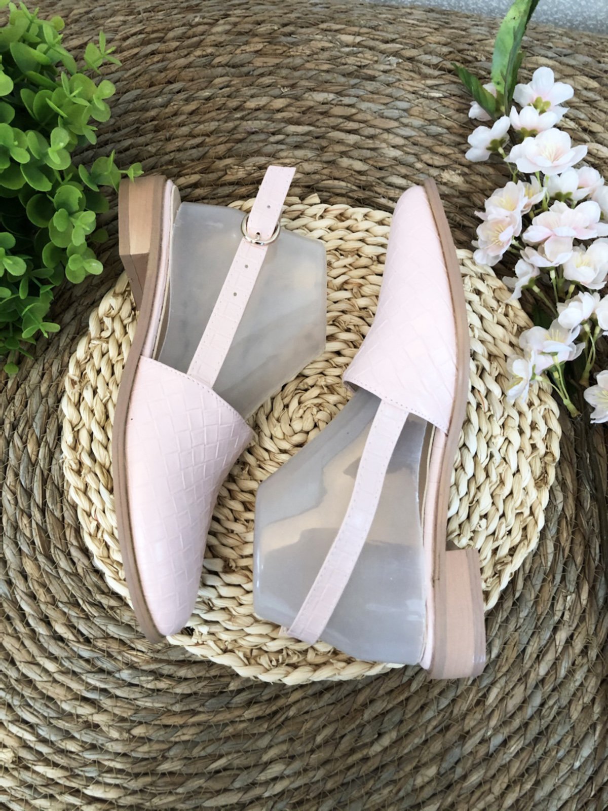 Leather Flats/loafers