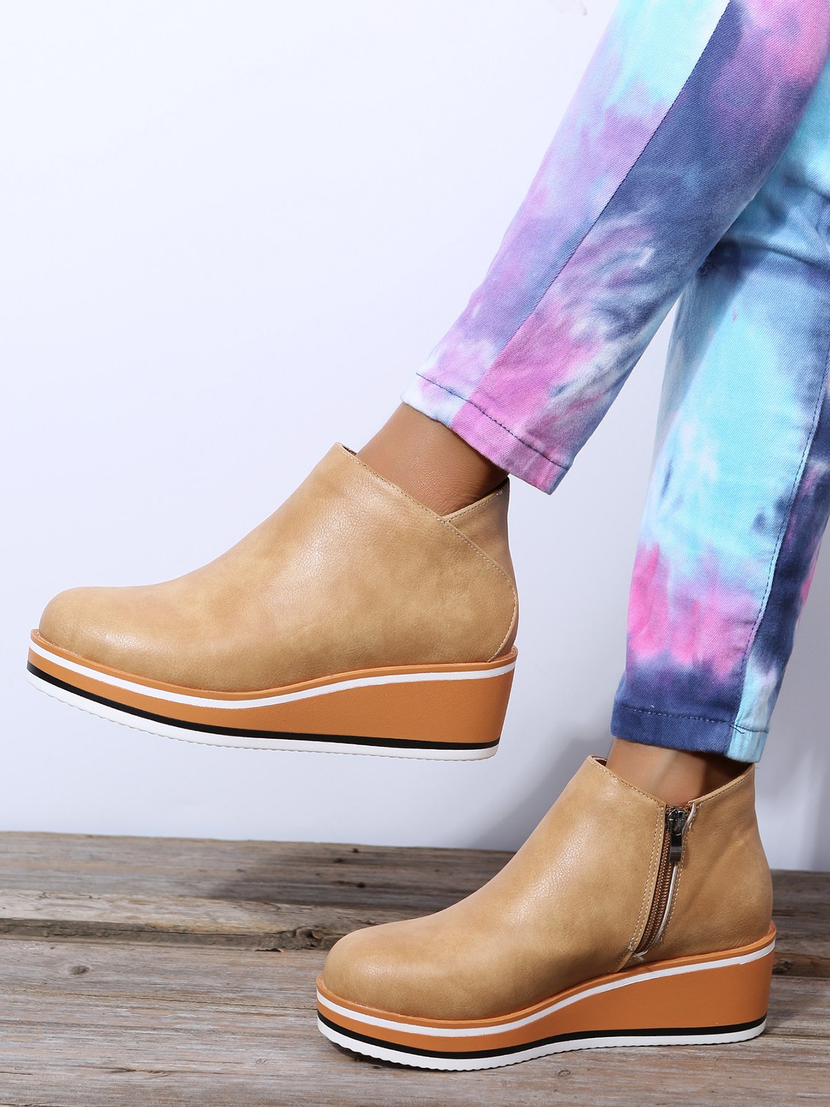 Simple Plain Wedge Ankle Boots