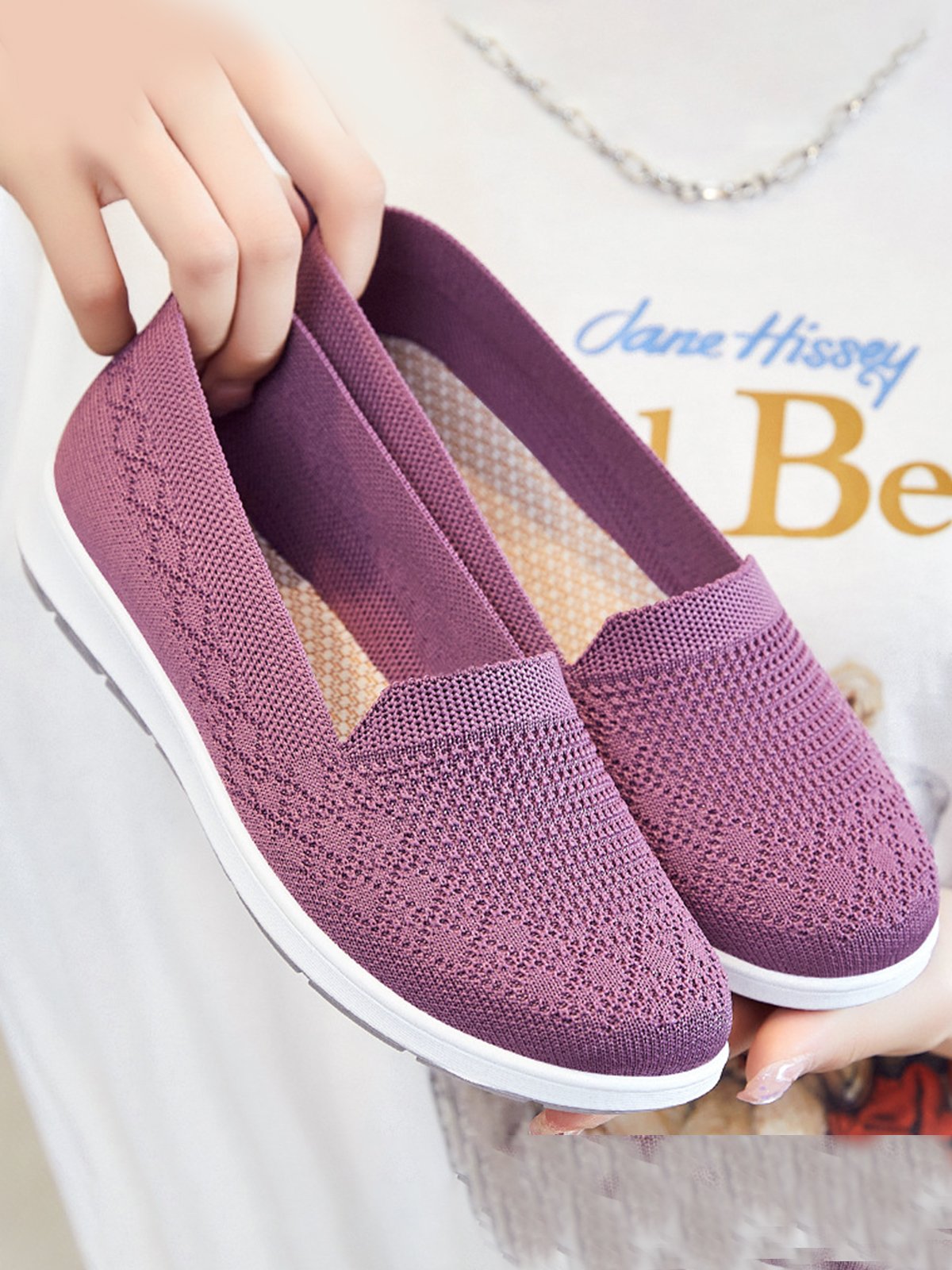 Round Toe Breathable Mesh Flat Heel Soft Sole Comfortable Lightweight Casual Sneakers