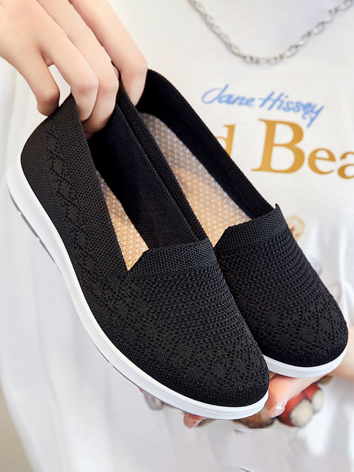 Round Toe Breathable Mesh Flat Heel Soft Sole Comfortable Lightweight Casual Sneakers