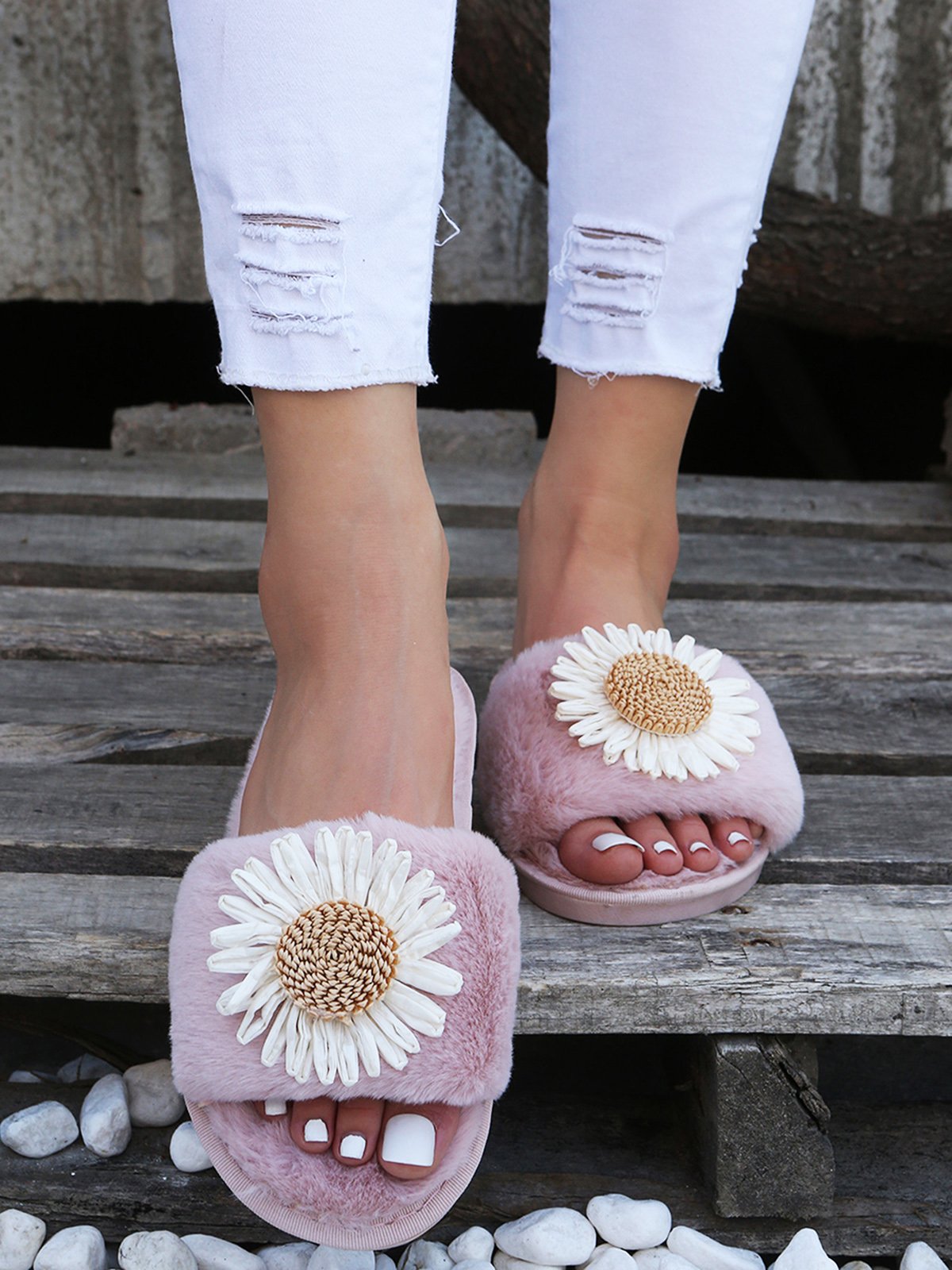Daisy Furry Home Slippers One Size Small