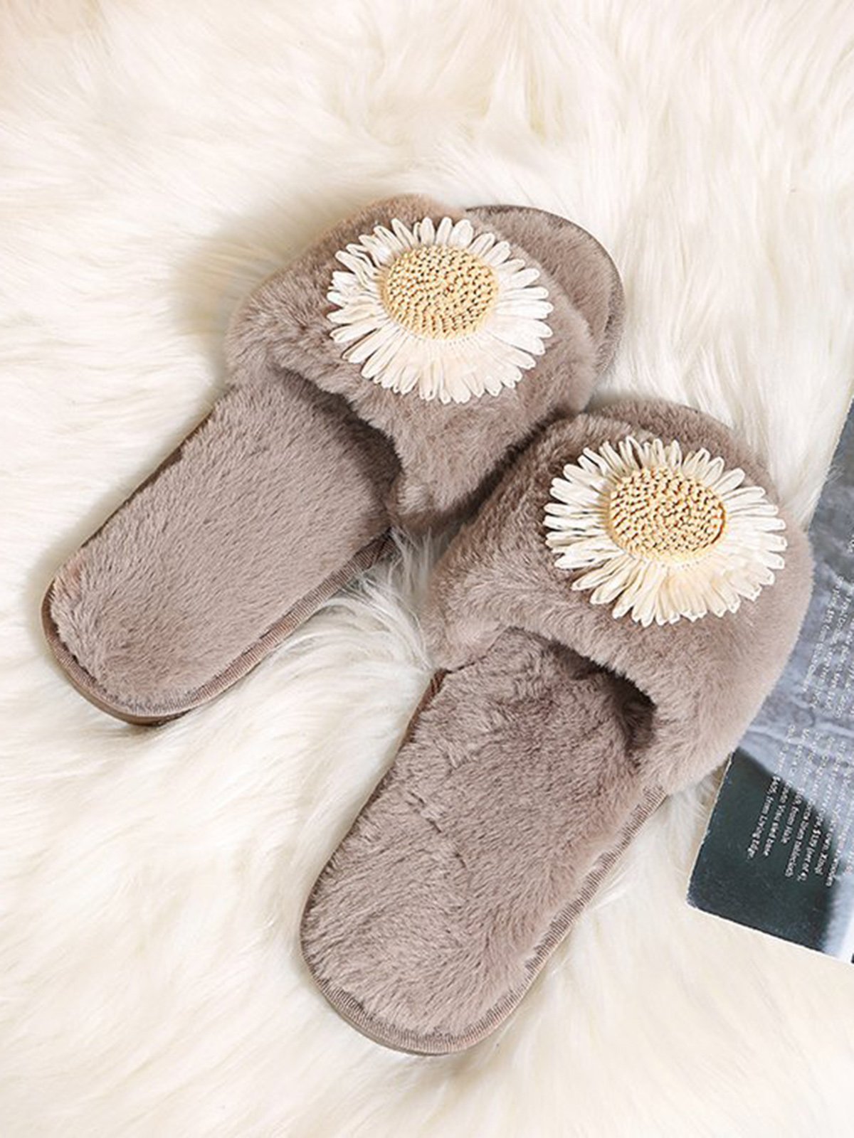 Daisy Furry Home Slippers One Size Small