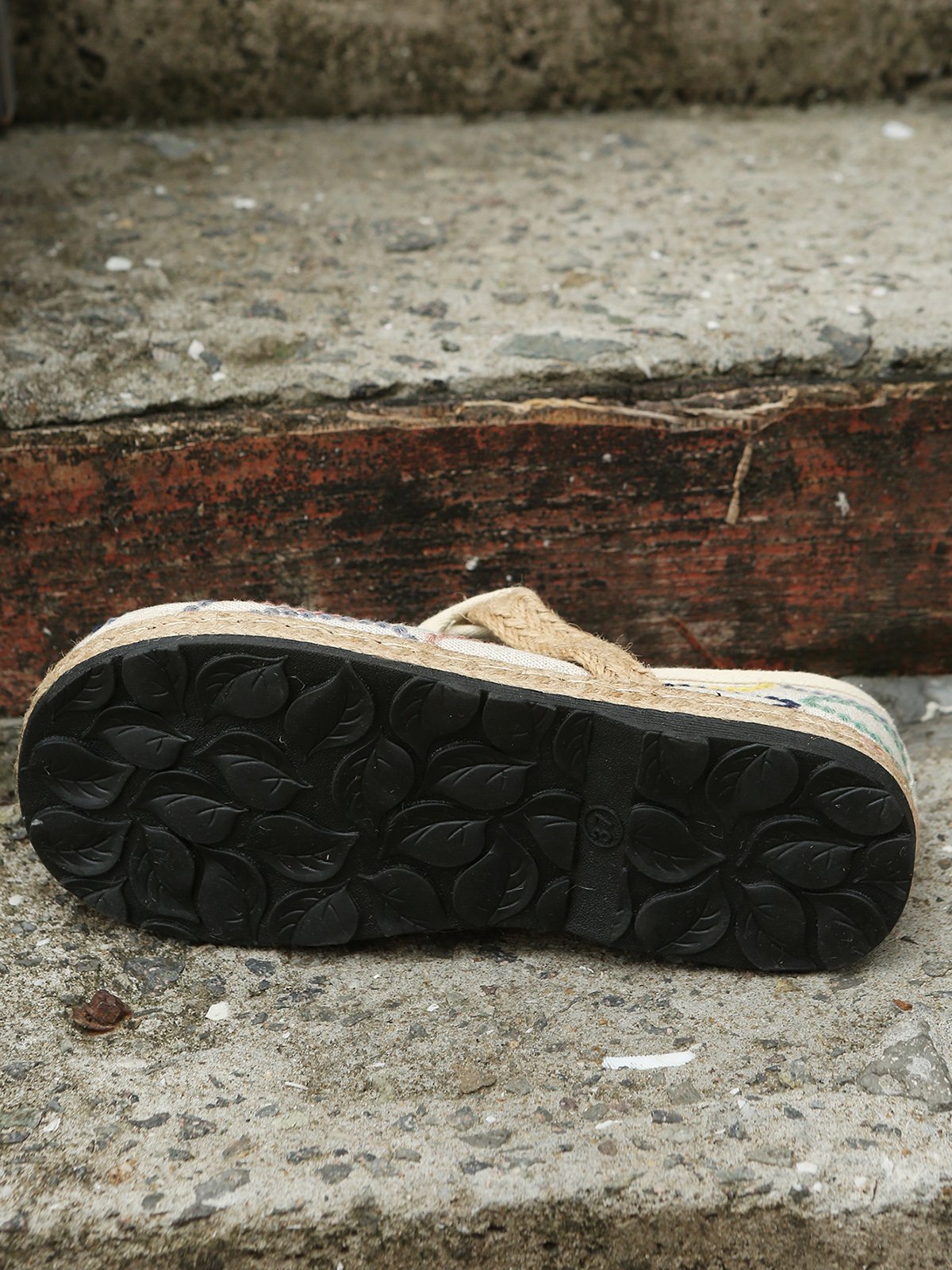 Bohemian Ethnic Style Geometric Straw Sole Portable Shoe