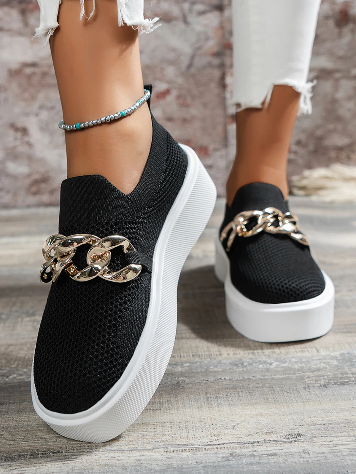 Hollow Breathable Flyknit Solid Color Metal Chain Round Toe Platform Shoes