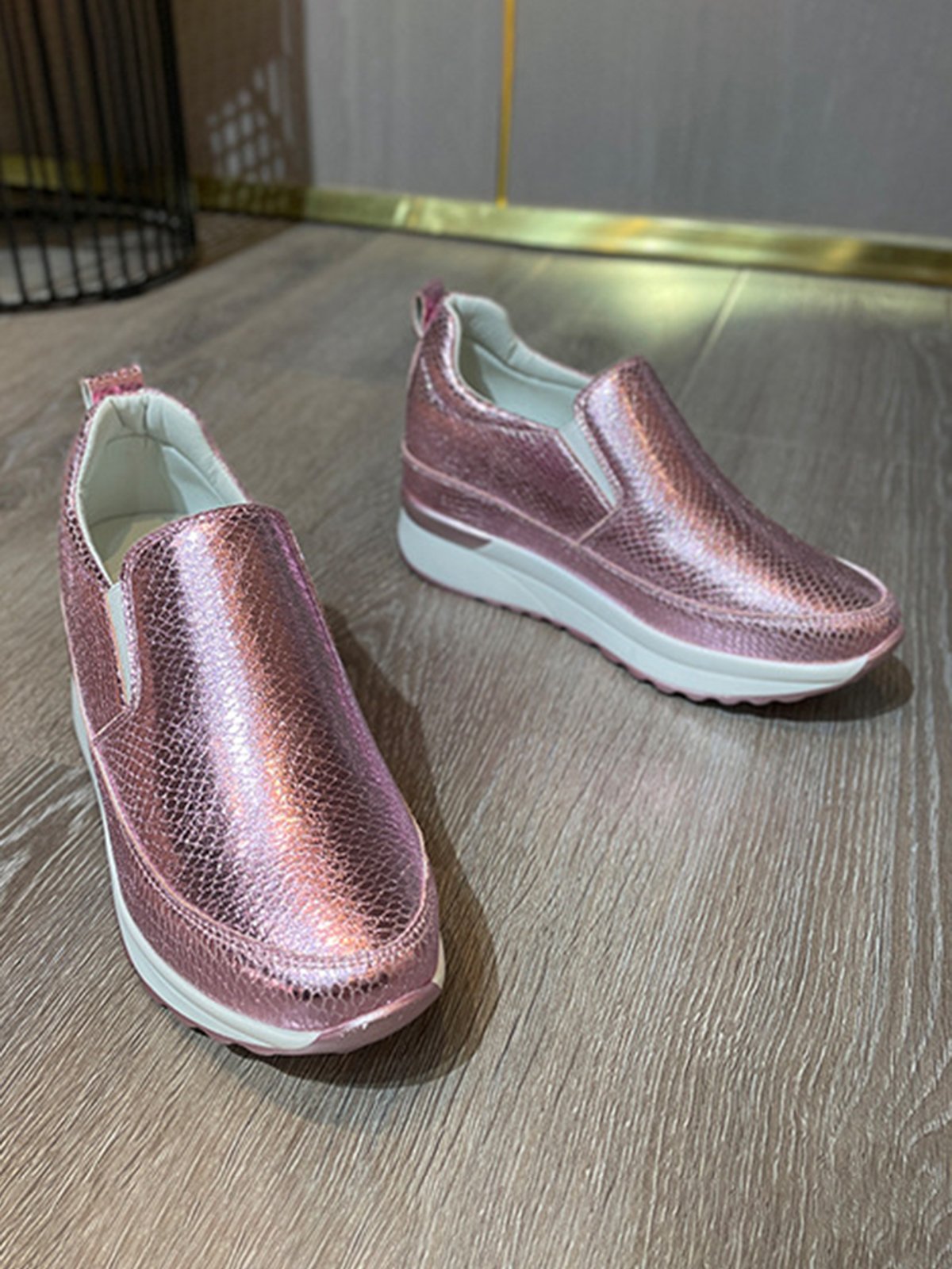 Glossy Slip-on Slip-on Inner Heightening Platform Wedge Sneakers