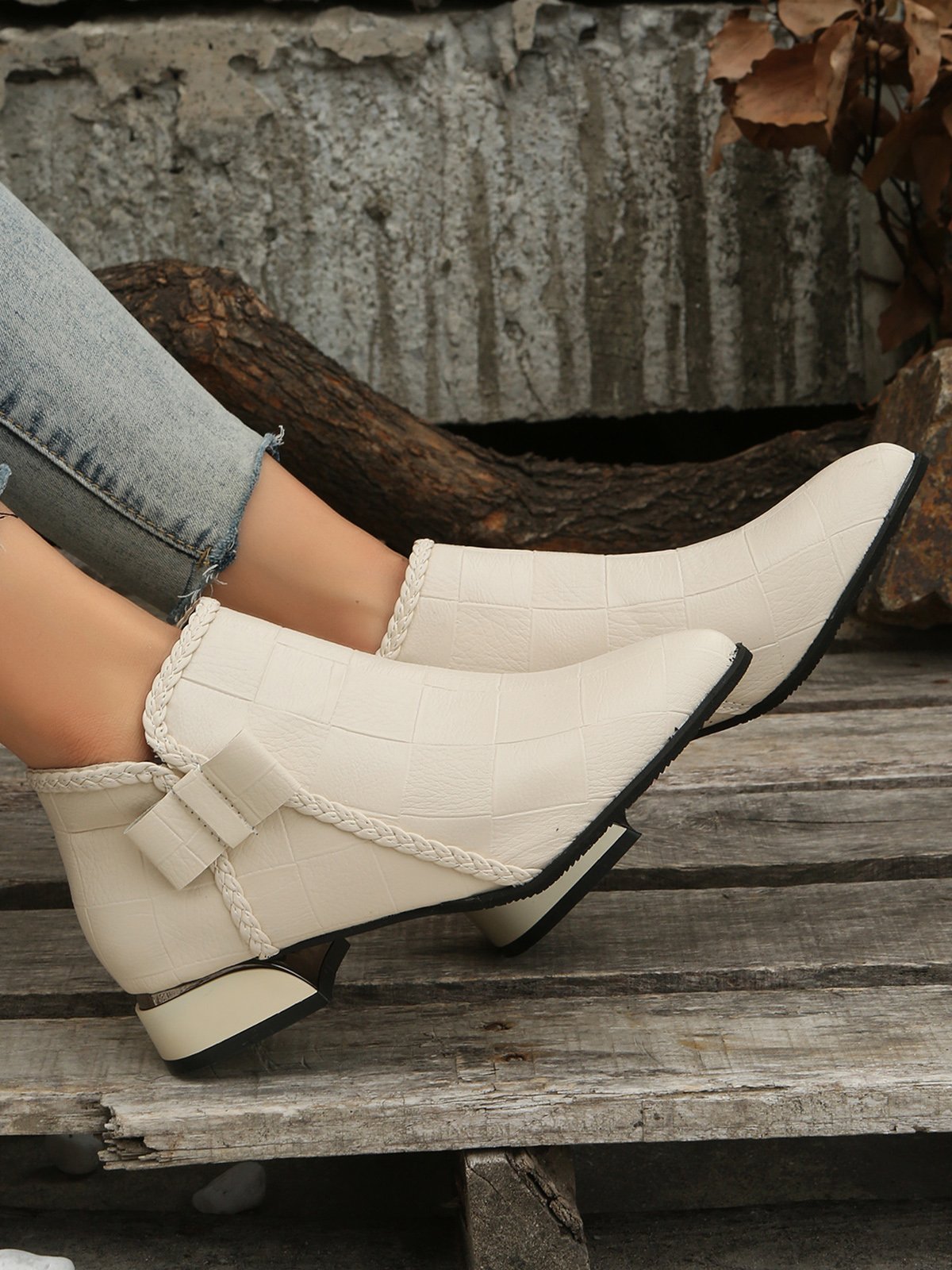 Bow Knot Chunky Heel Pointed Toe Booties