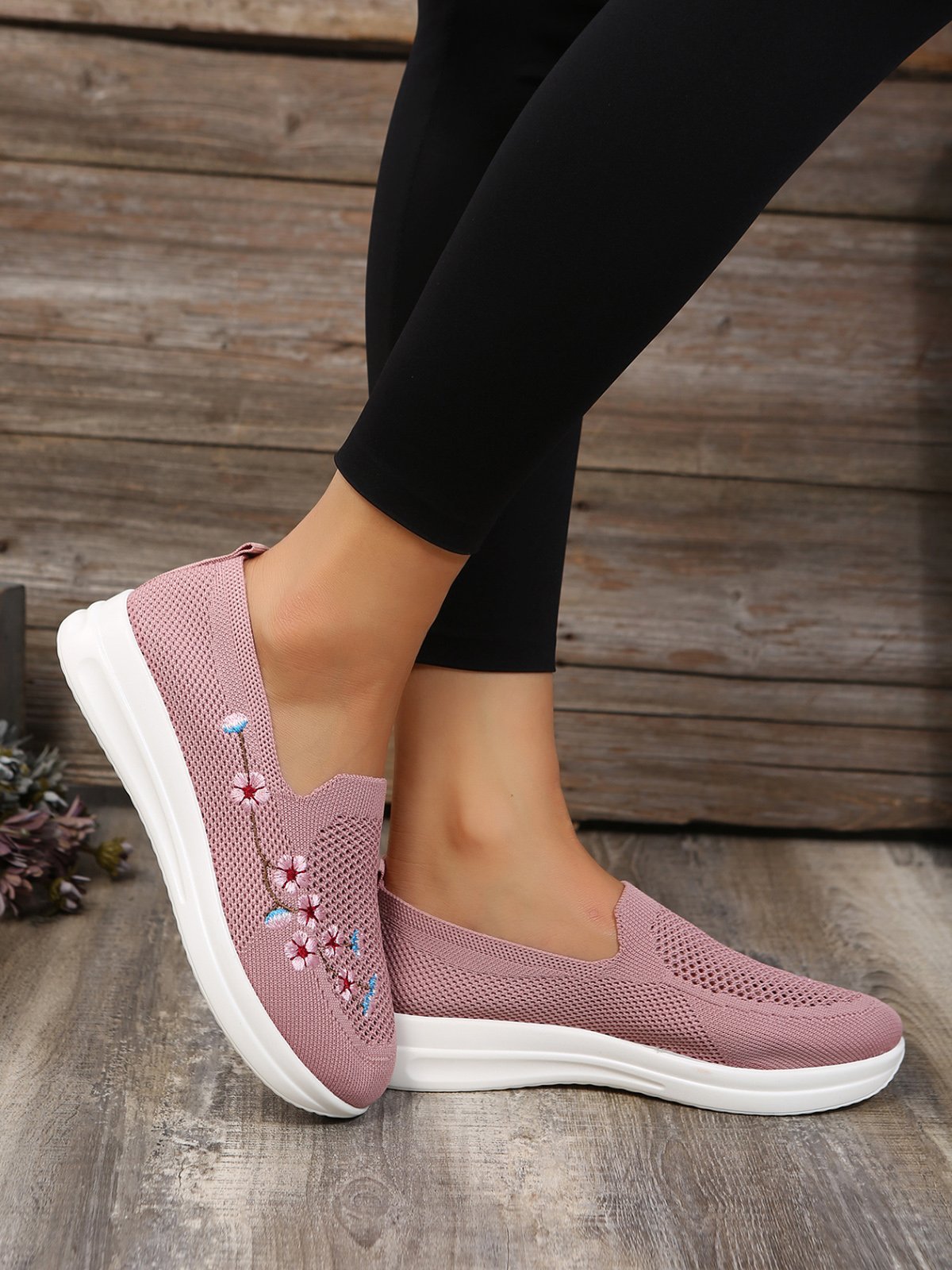 Floral Embroidered Flyknit Sneakers
