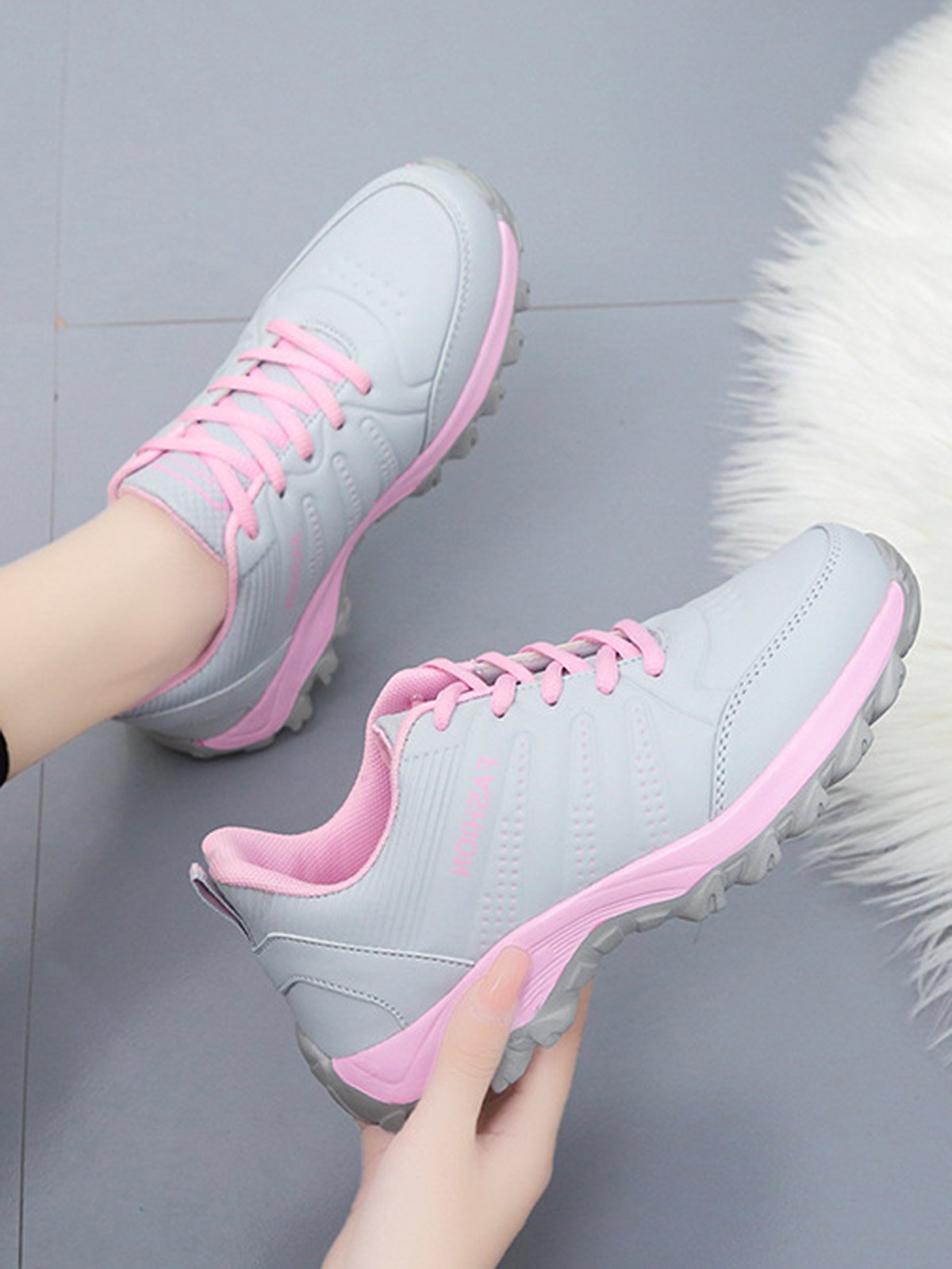 Letters Printing PU Outdoor Sneakers