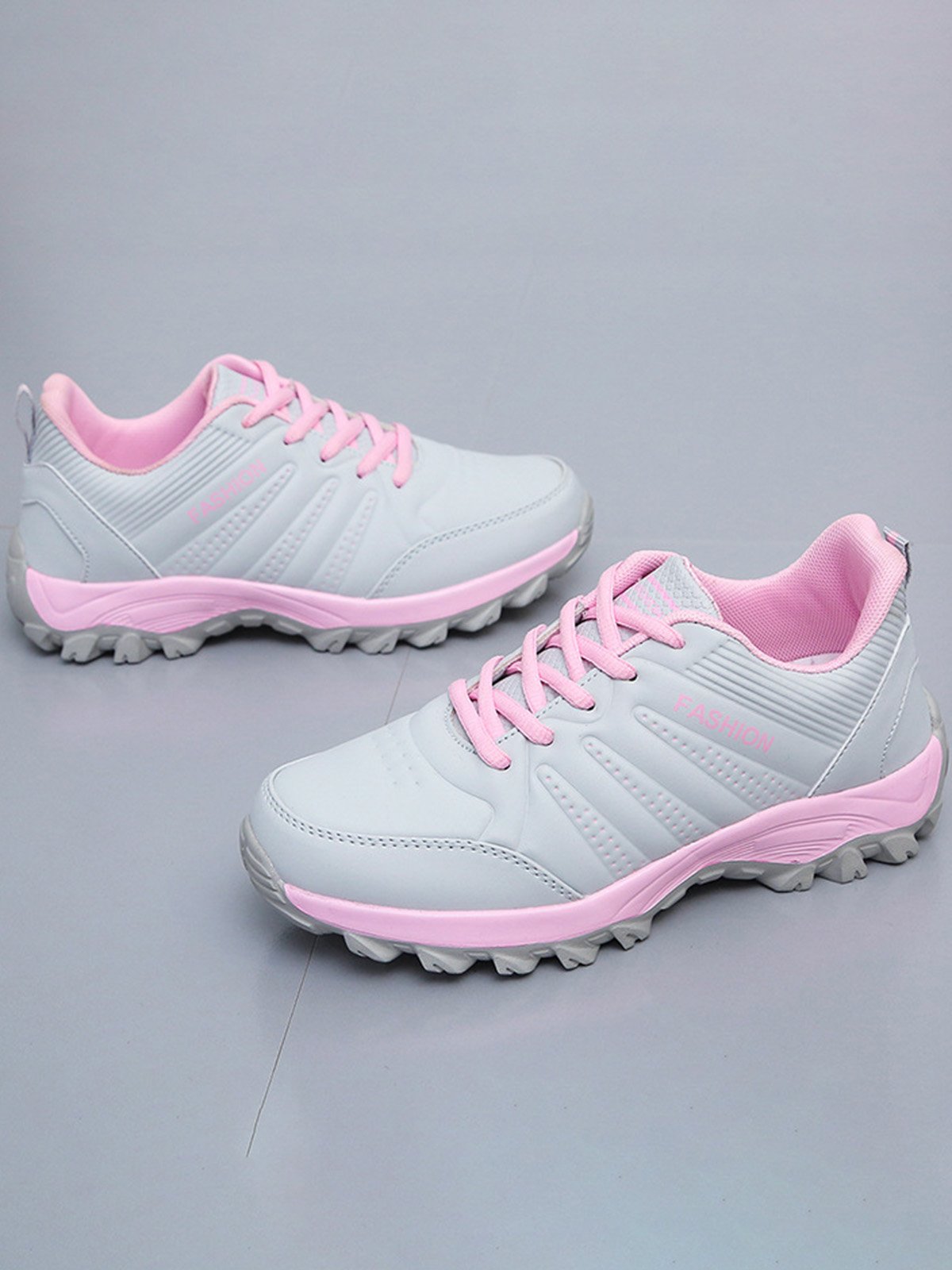 Letters Printing PU Outdoor Sneakers