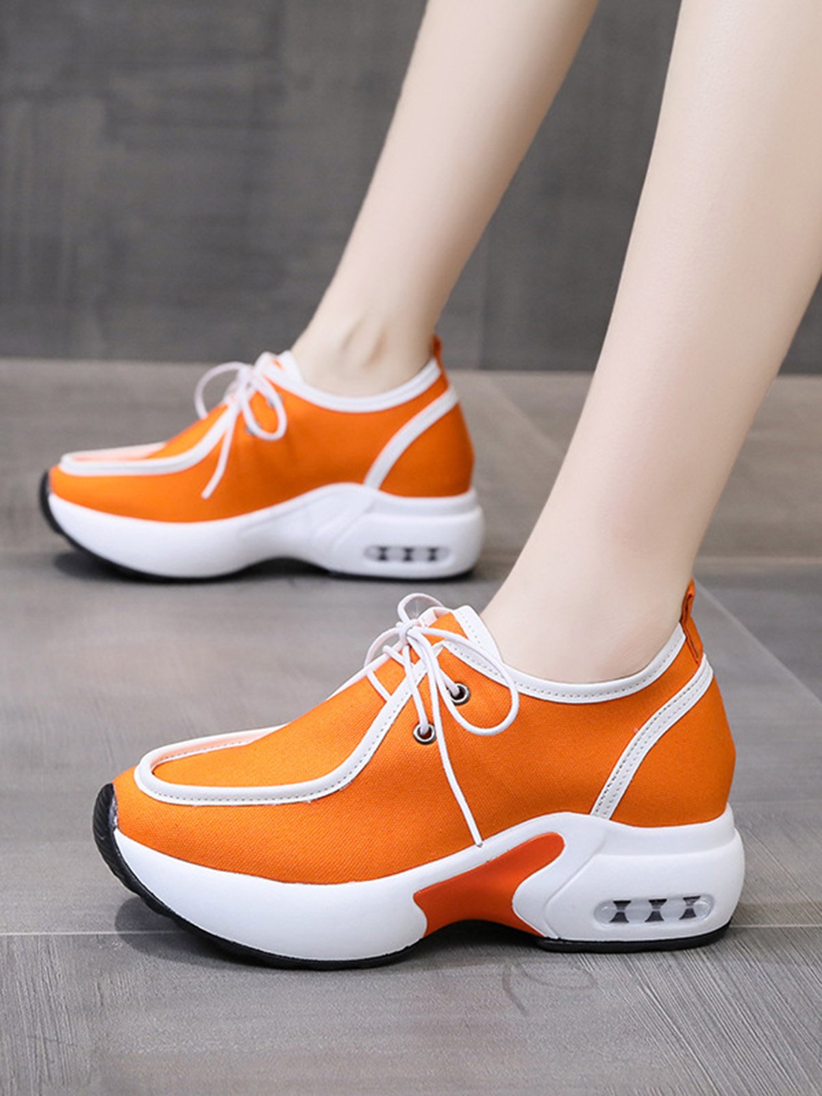 Split Joint Lace-Up Platform Air Cushioned Sneakers