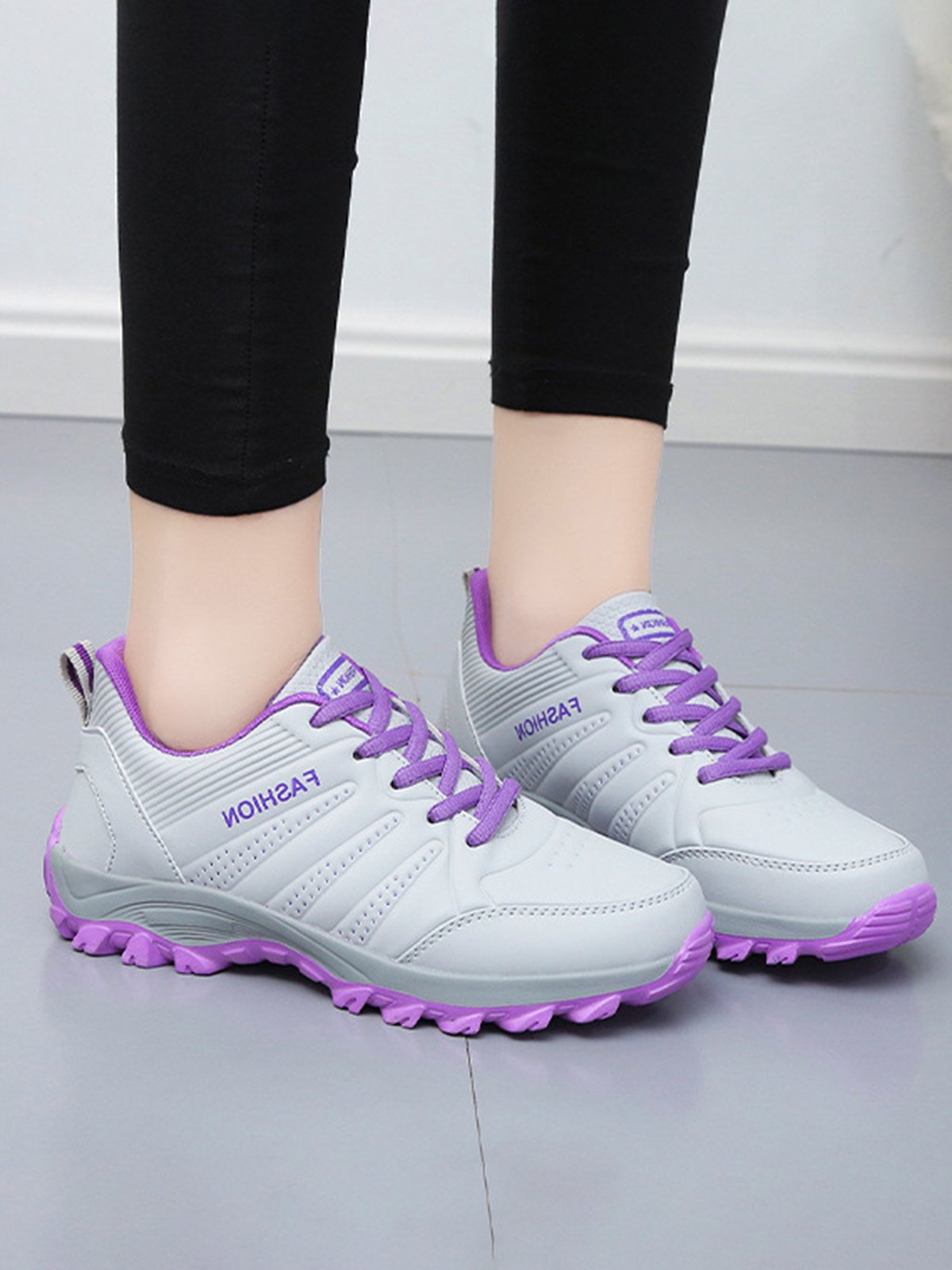 Letters Printing PU Outdoor Sneakers