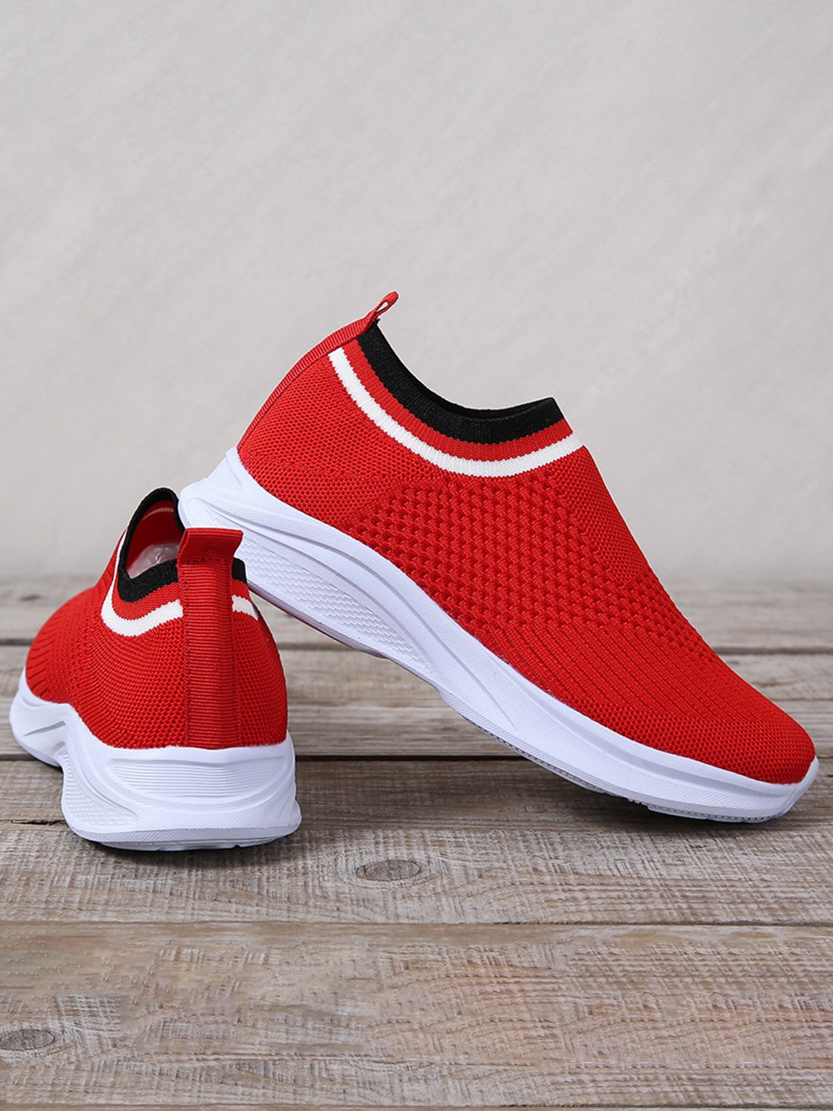 Plus Size Mesh Fabric Sneakers