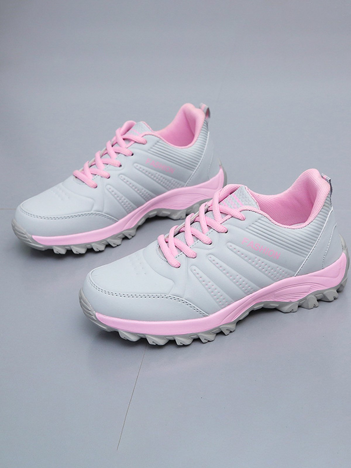 Letters Printing PU Outdoor Sneakers