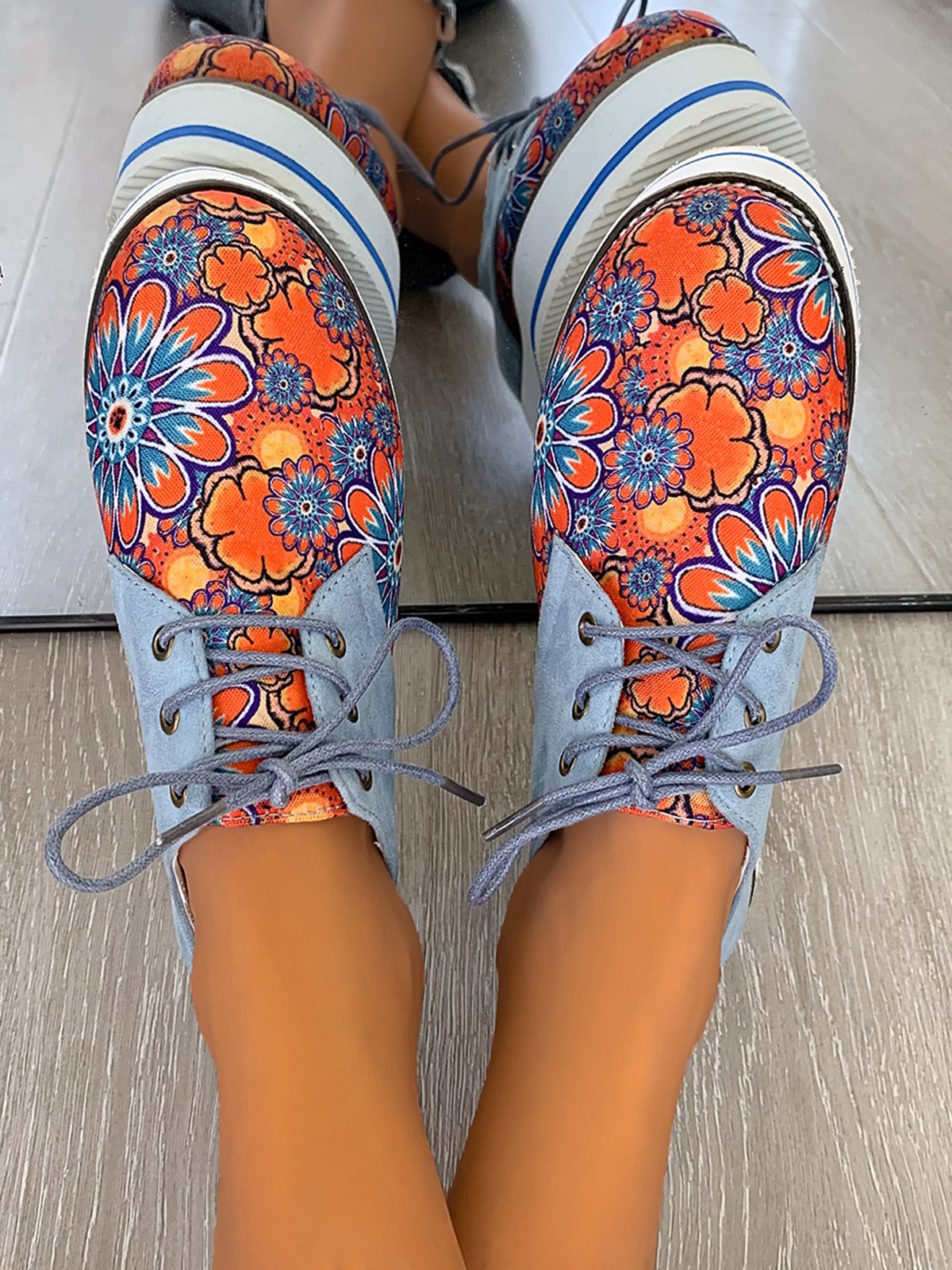 Floral Printed Patchwork Lace Up Shoes