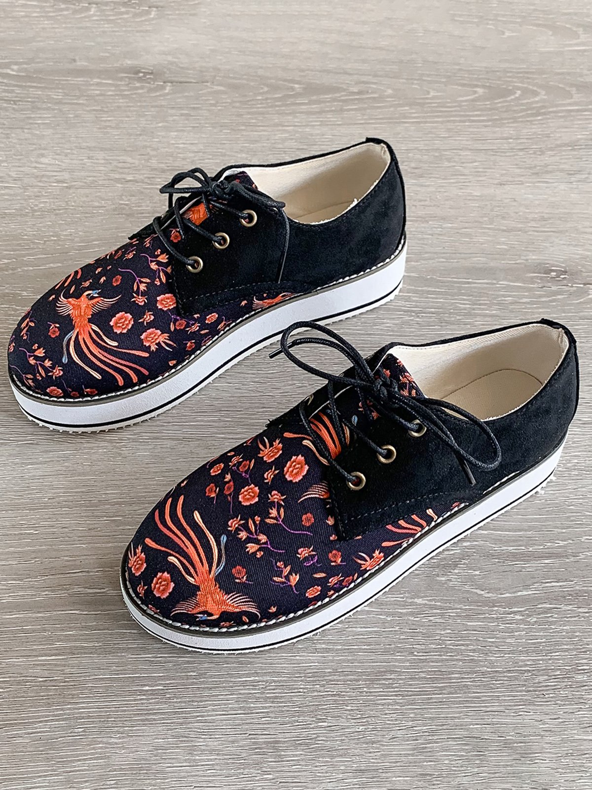 Floral Printed Patchwork Lace Up Shoes