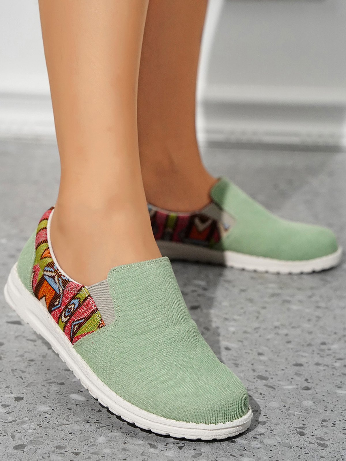 Plus Size Ethnic Split Joint Flats