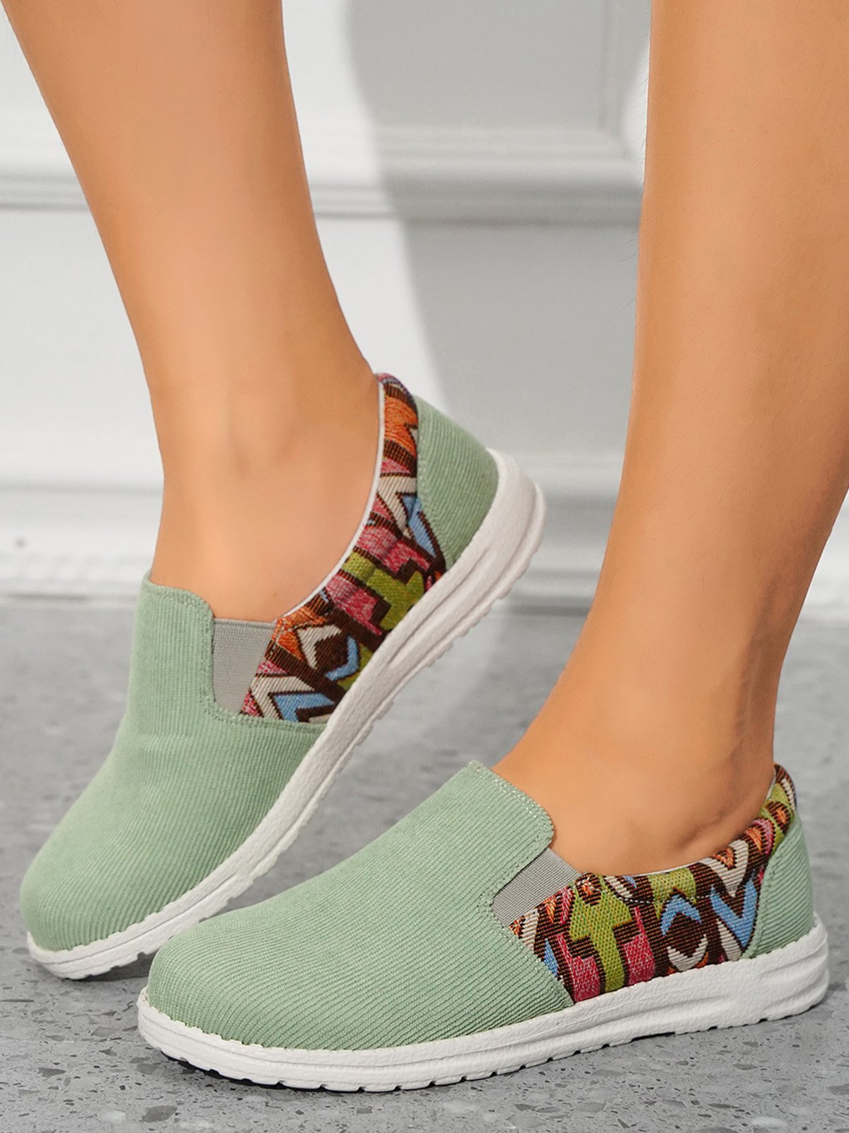 Plus Size Ethnic Split Joint Flats