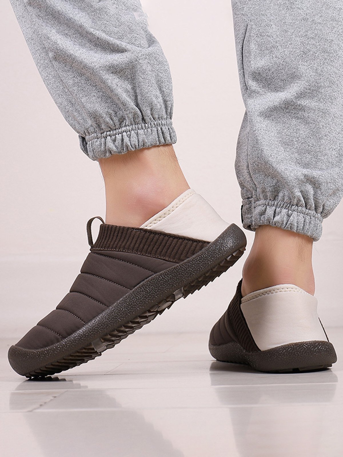 Plus Size Unisex Warm Embossed Slip On Flat Shoes