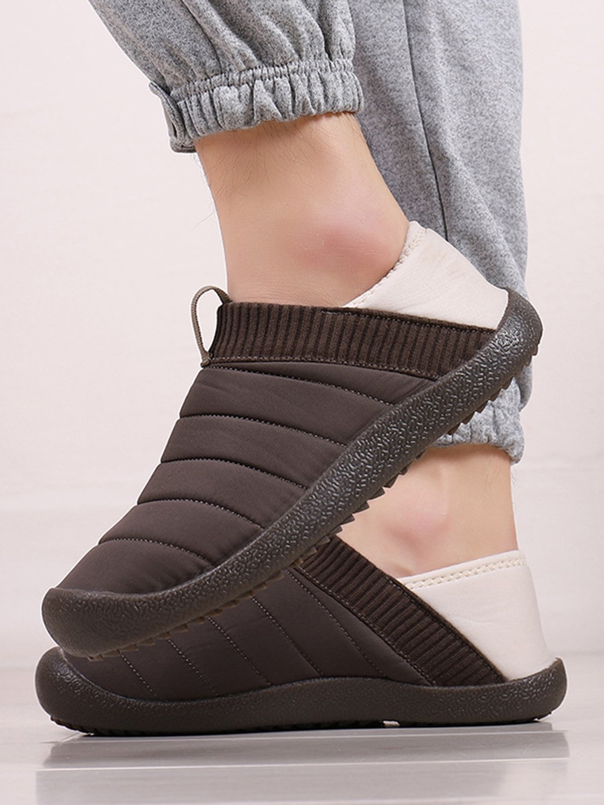 Plus Size Unisex Warm Embossed Slip On Flat Shoes