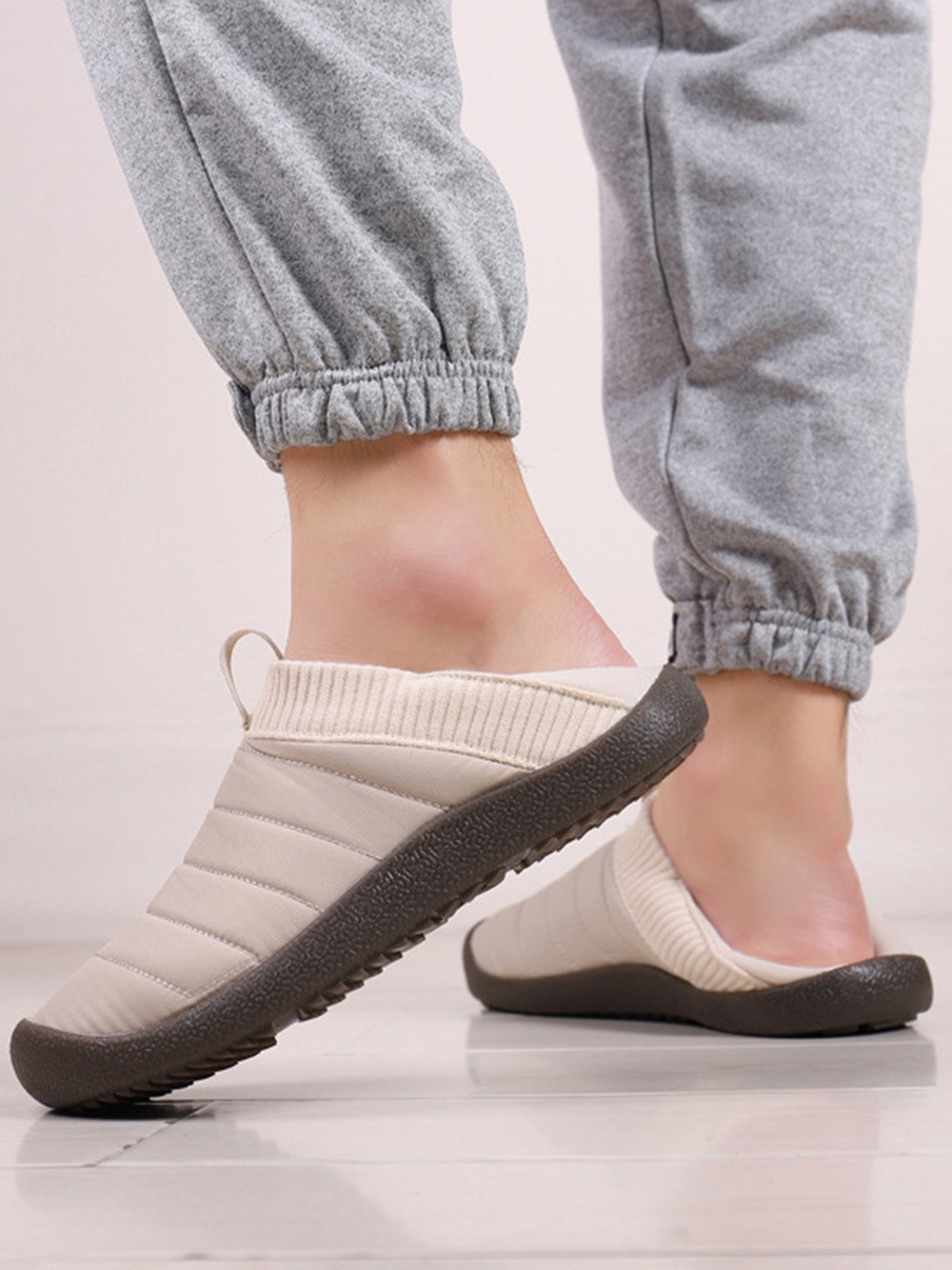 Plus Size Unisex Warm Embossed Slip On Flat Shoes