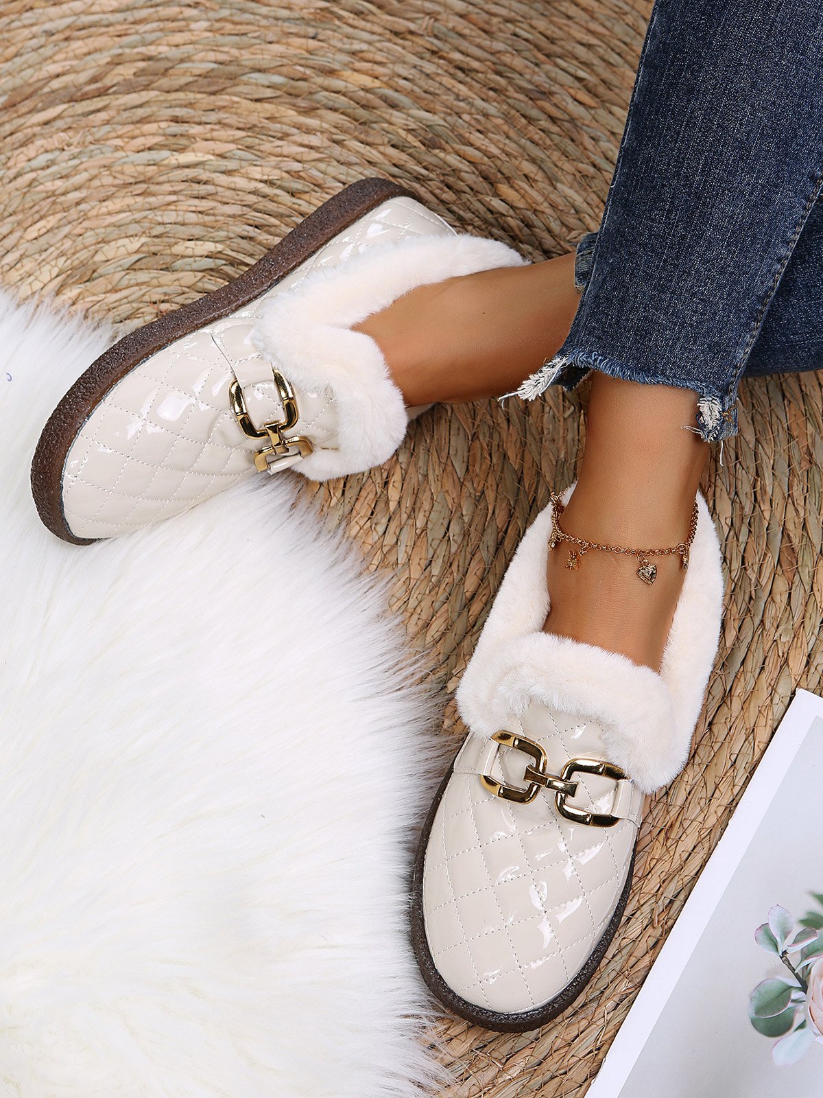 Women's Winter Furry Lined Slip On Flat Shoes