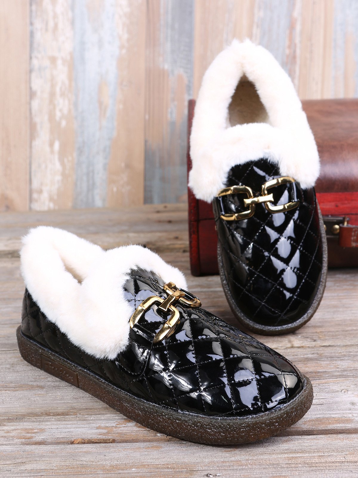 Women's Winter Furry Lined Slip On Flat Shoes