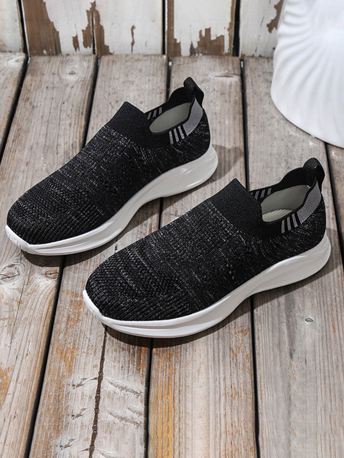Plus Size Breathable Mesh Fabric Slip On Sneakers