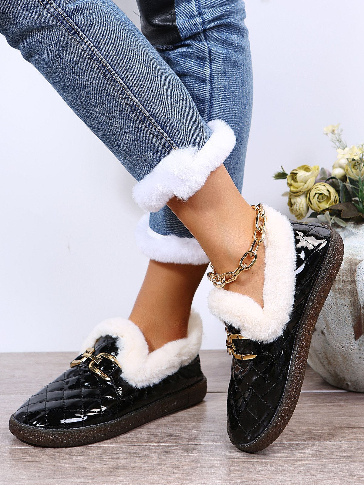 Women's Winter Furry Lined Slip On Flat Shoes