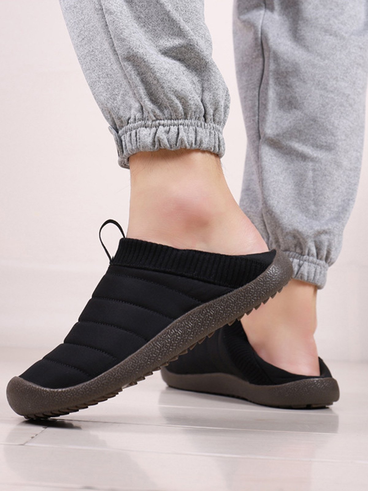 Plus Size Unisex Warm Embossed Slip On Flat Shoes