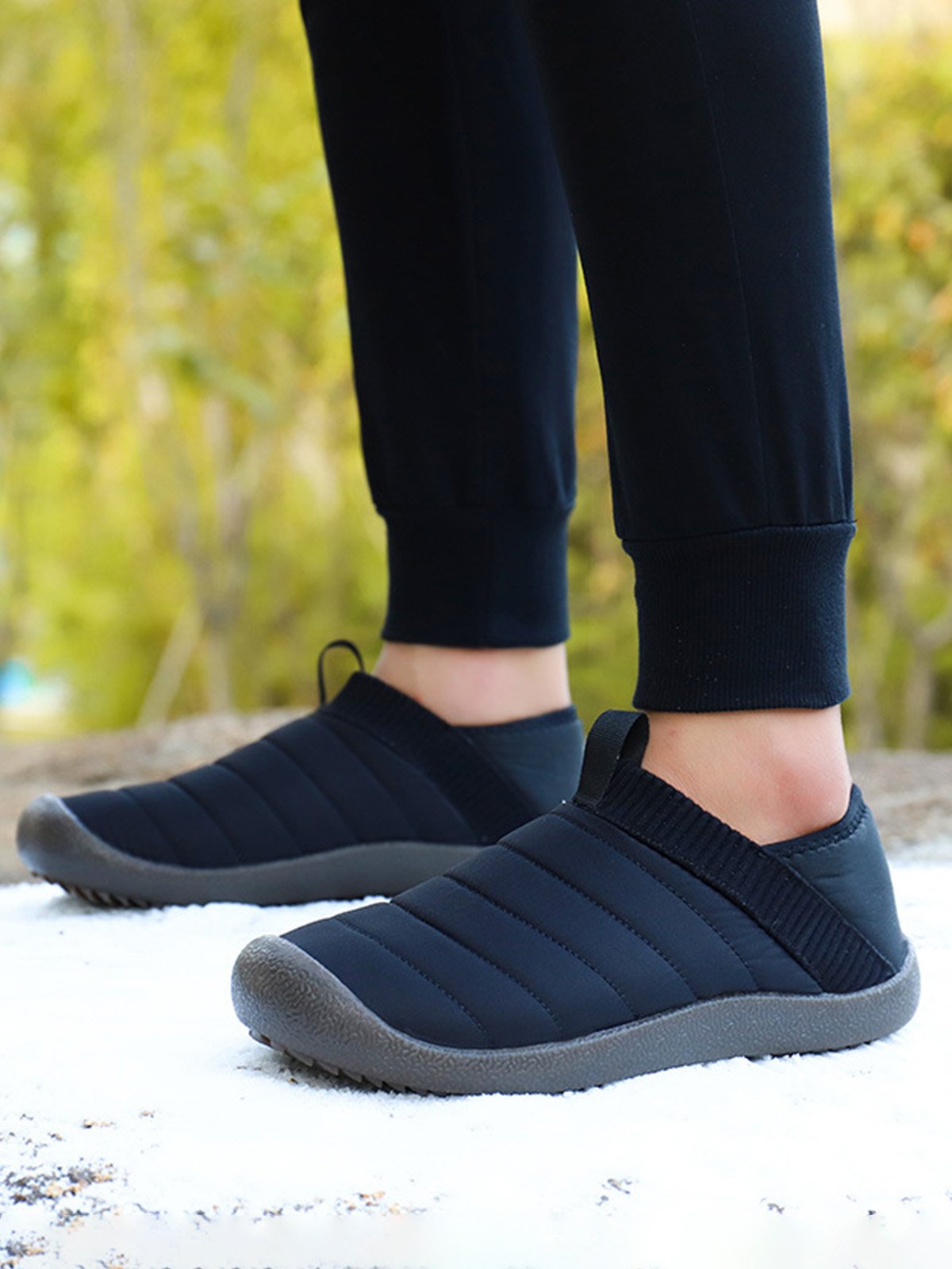 Plus Size Unisex Warm Embossed Slip On Flat Shoes