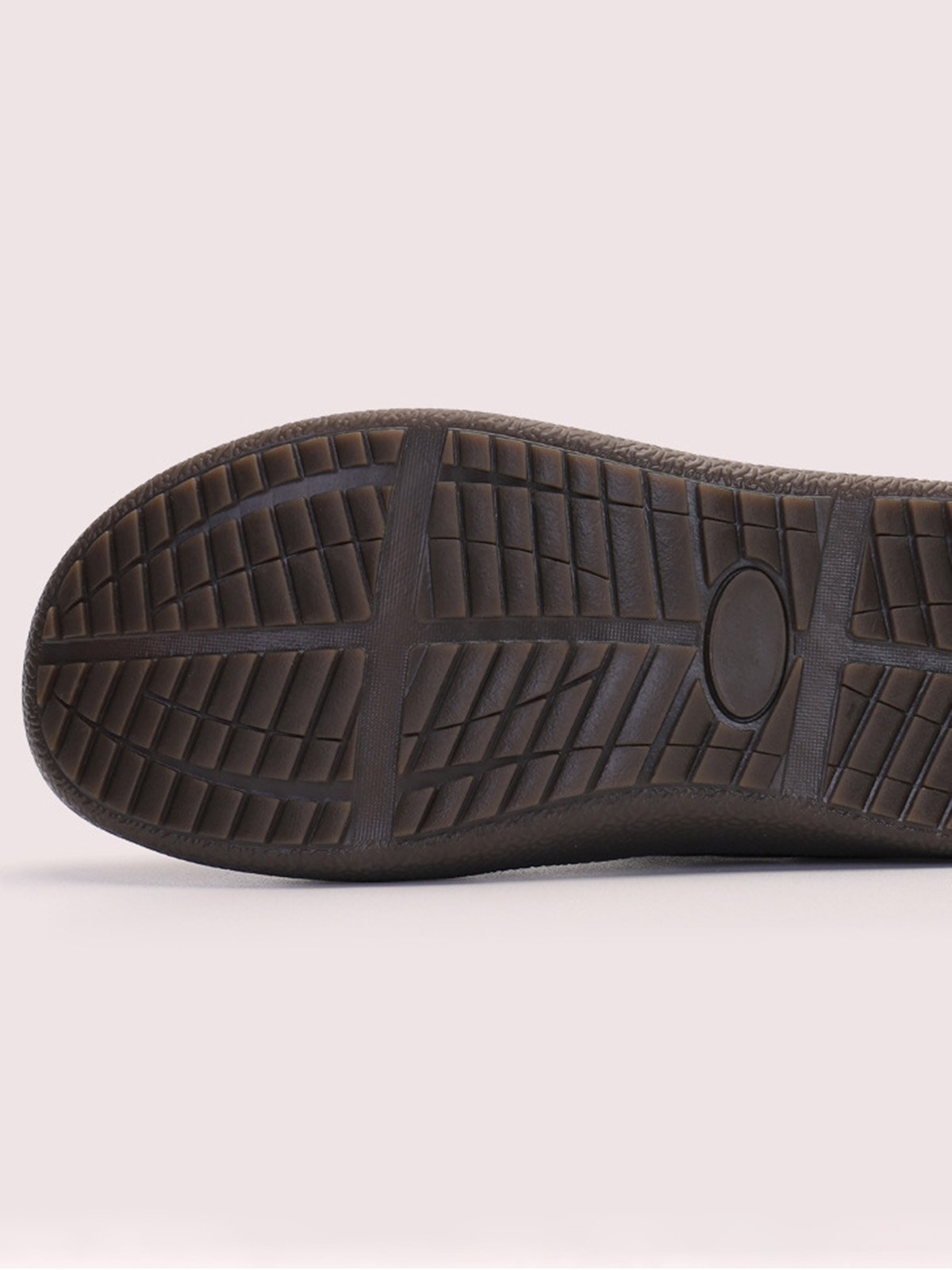Plus Size Unisex Warm Embossed Slip On Flat Shoes