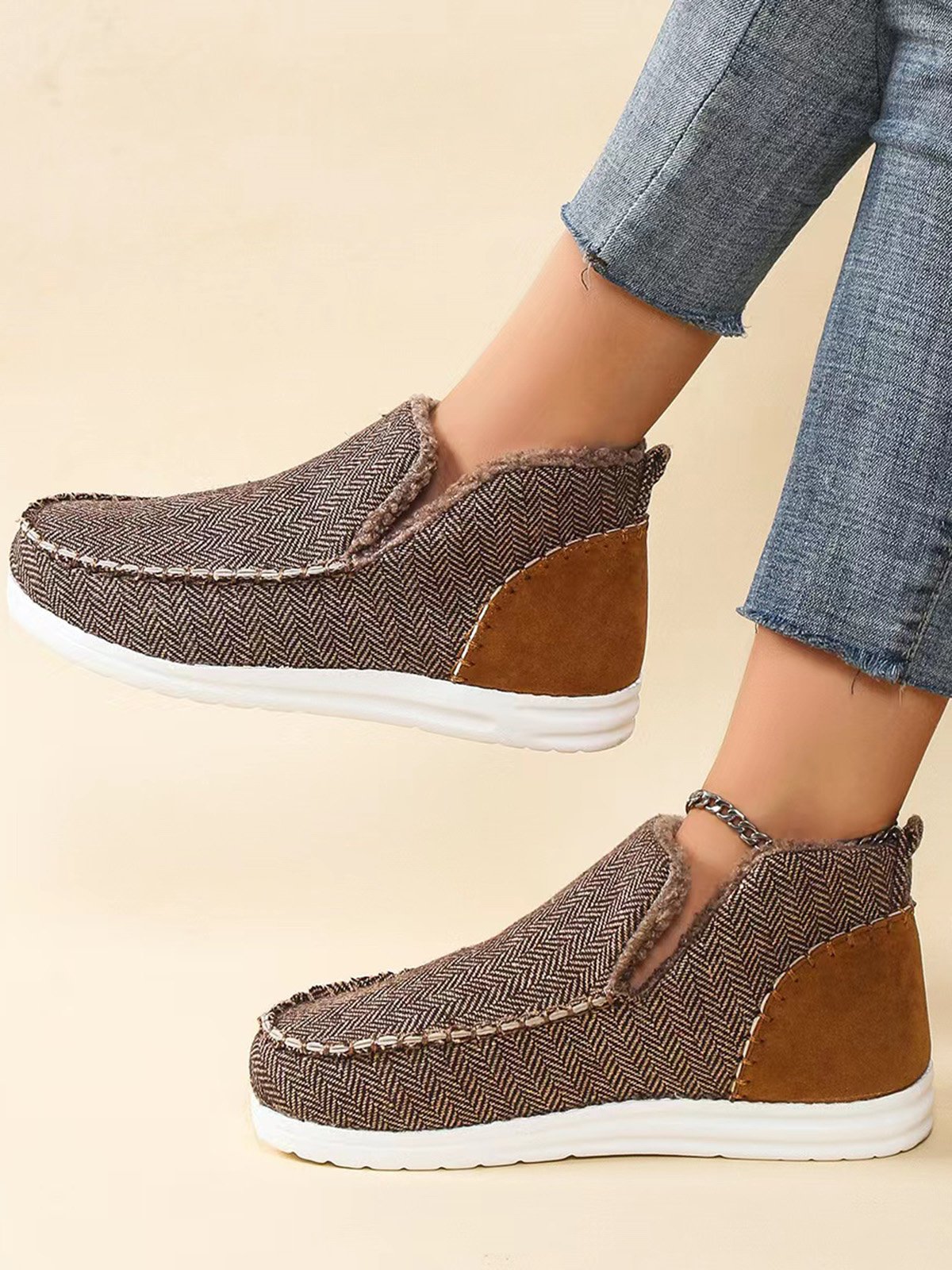 Womens's Warm Lined Slip On Canvas Shoes