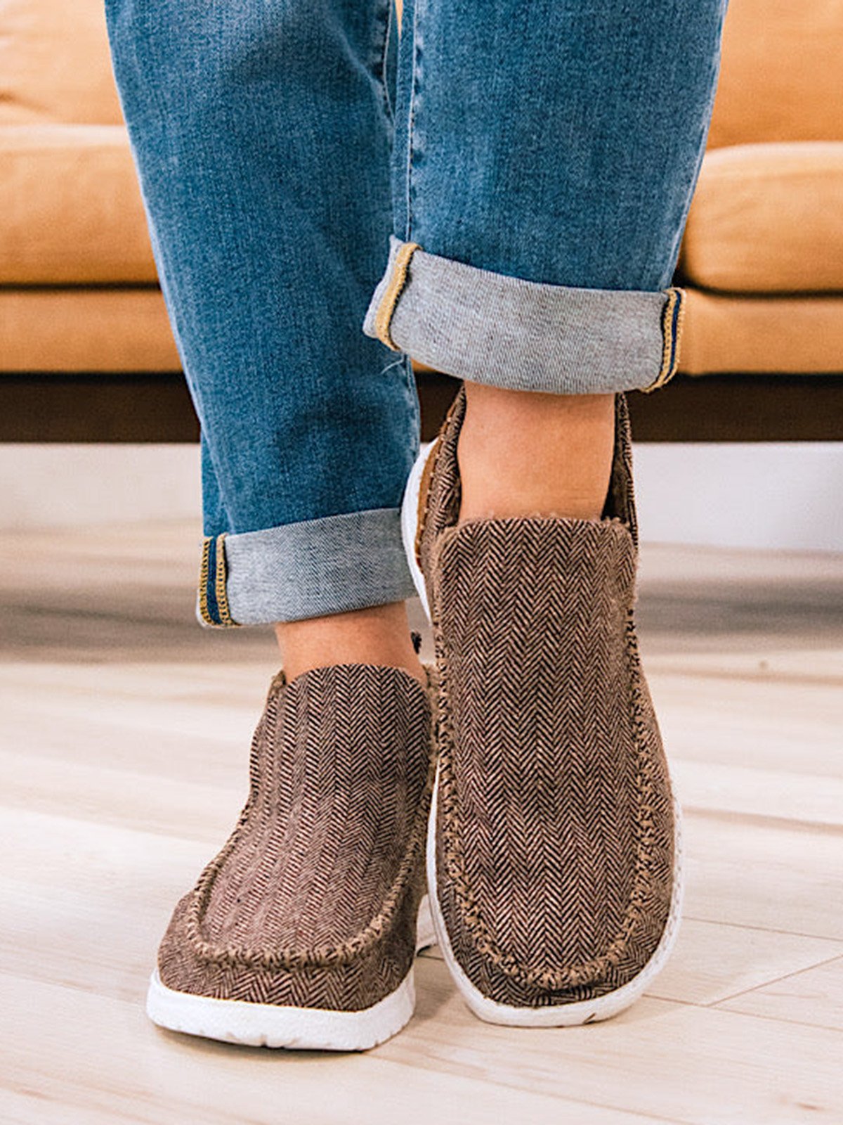 Womens's Warm Lined Slip On Canvas Shoes