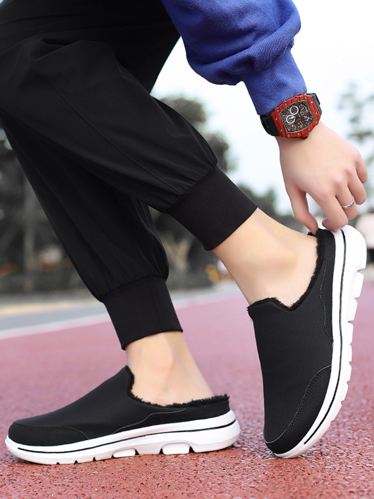 Plus Size Unisex Waterproof Fabric Warm Lined Casual Slippers
