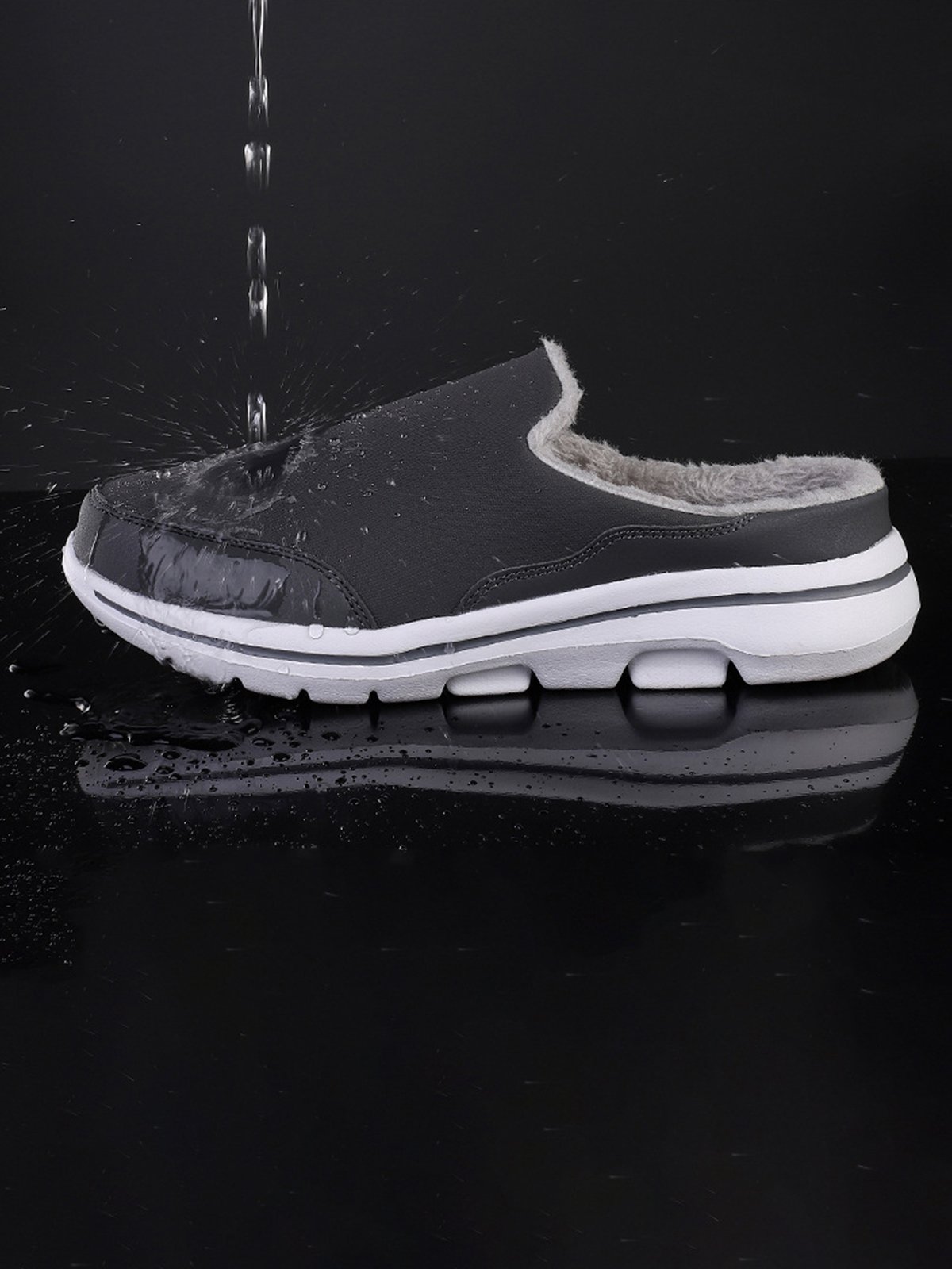Plus Size Unisex Waterproof Fabric Warm Lined Casual Slippers