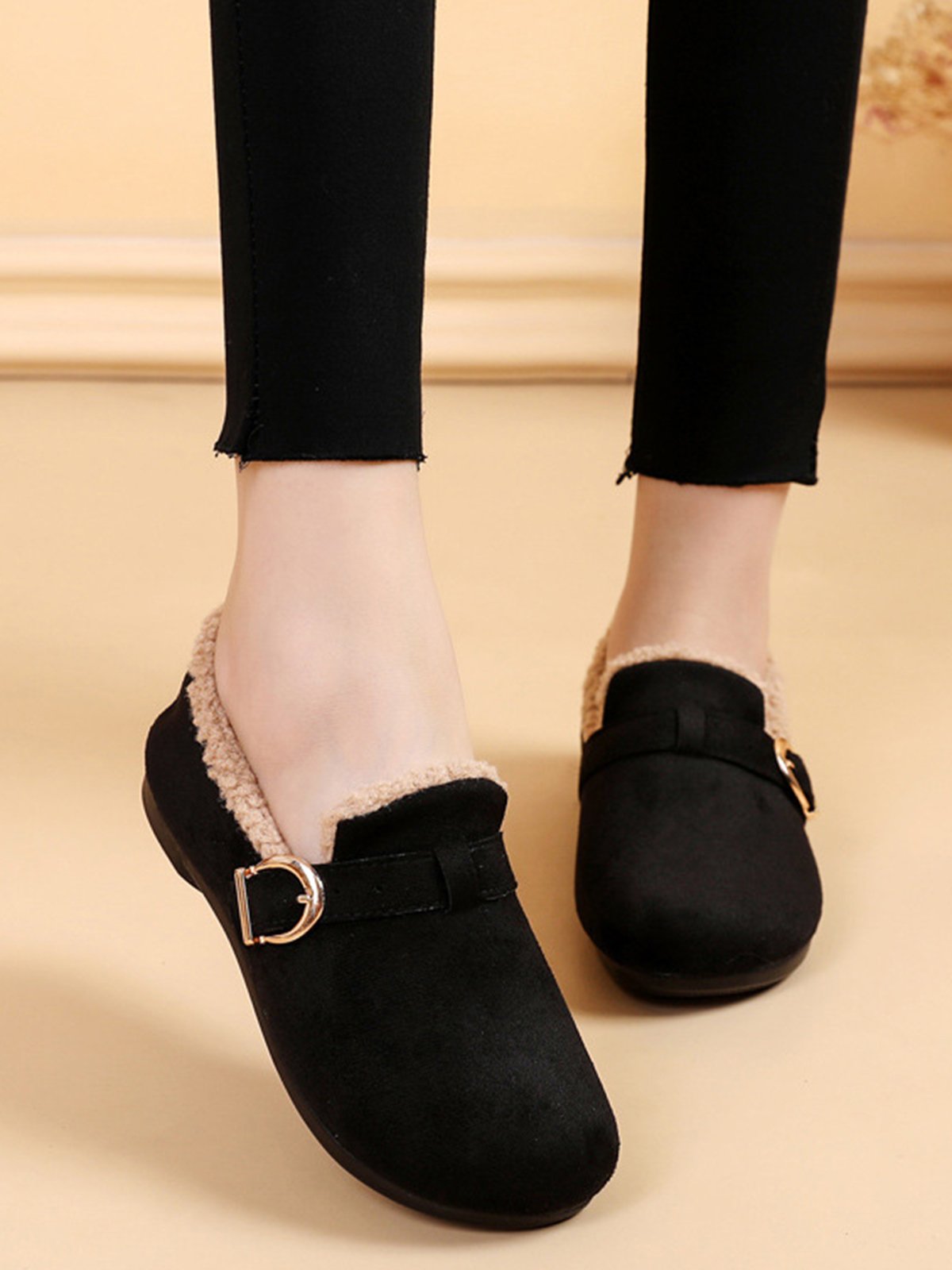 Casual Plain Buckle Warm Lined Flat Peas Shoes