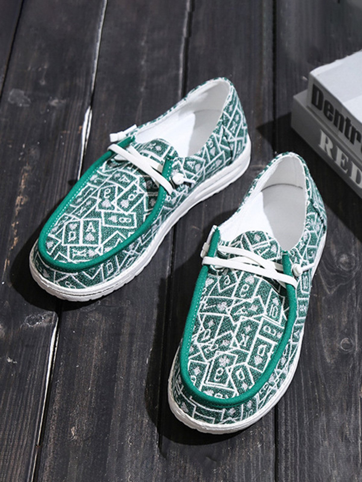 Plus Size Printing Comfy Slip On Canvas Boat Shoes