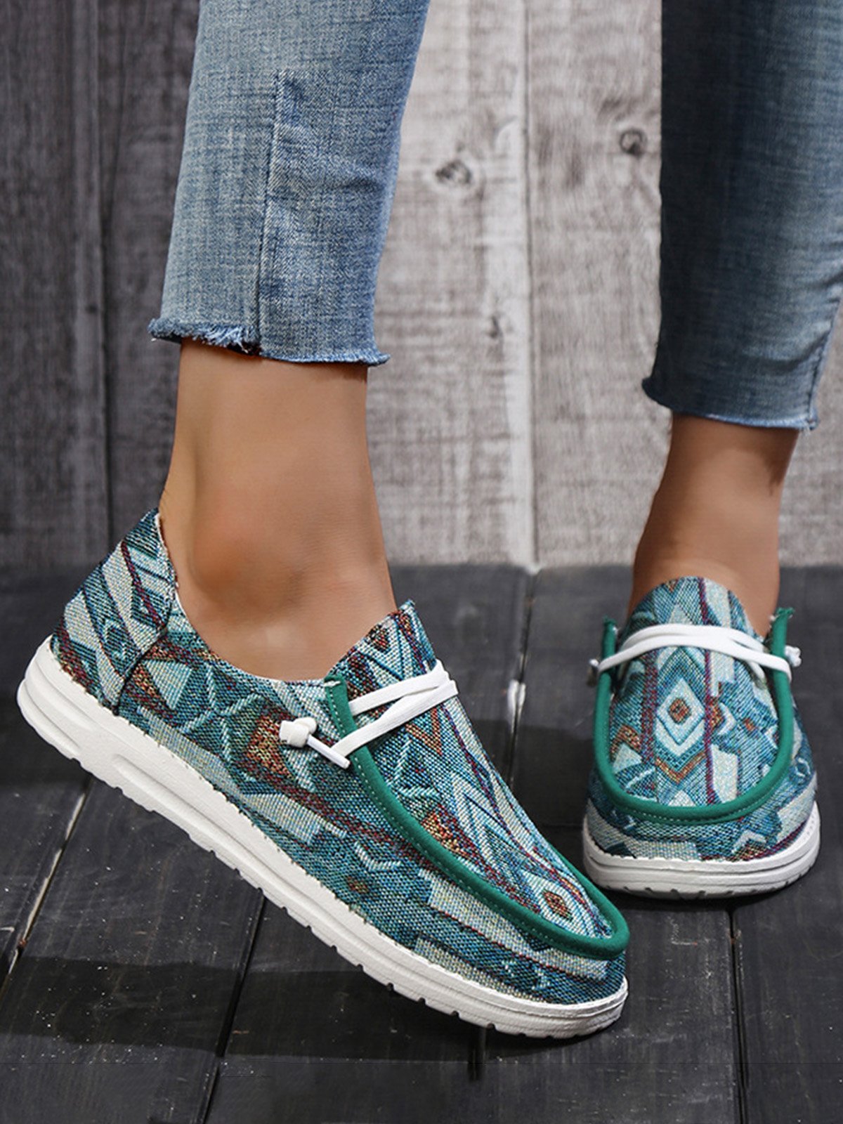 Plus Size Printing Comfy Slip On Canvas Boat Shoes