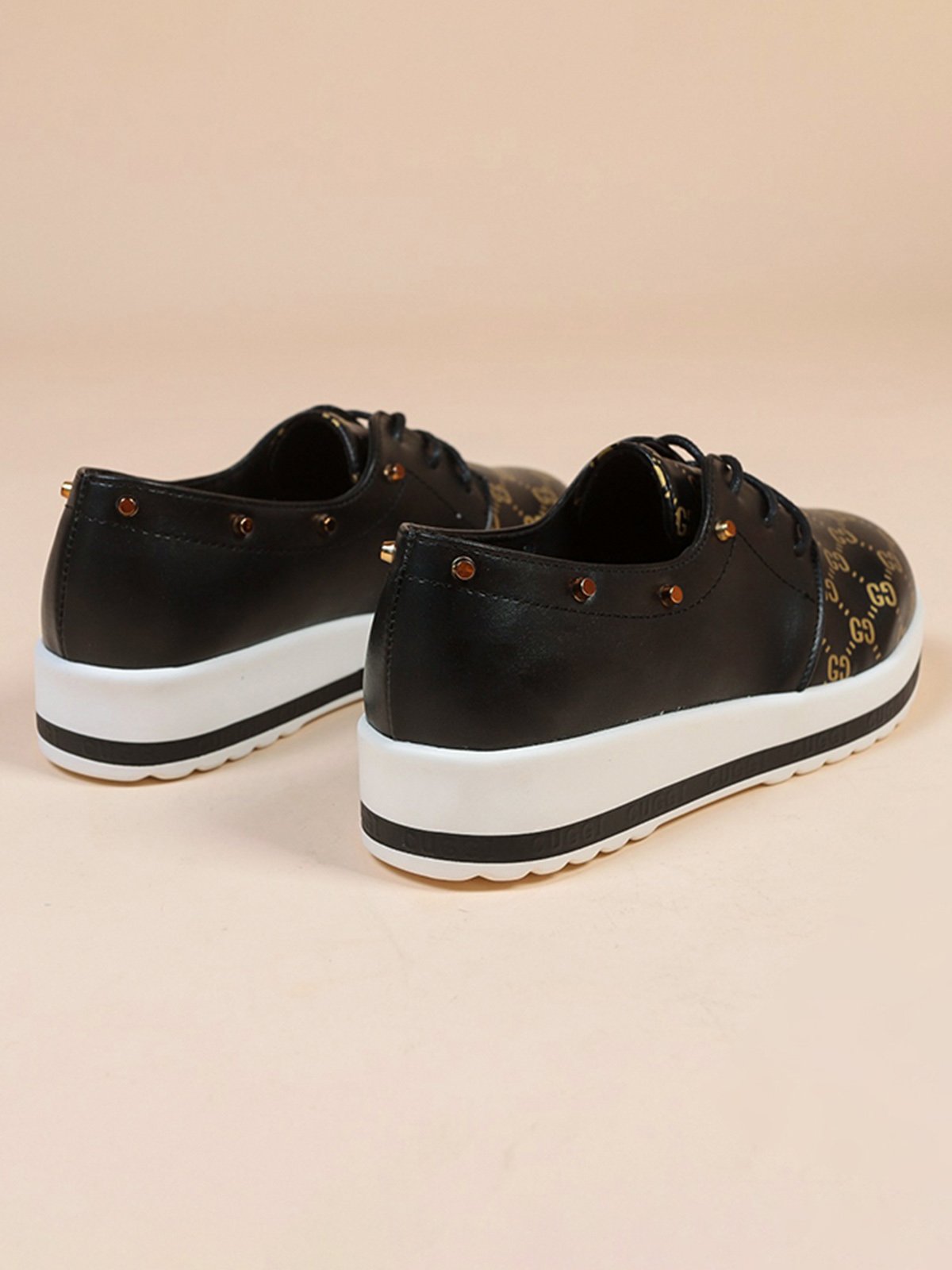 Classic Old Flower Abstract Graphic Studded Lace-up Shoes
